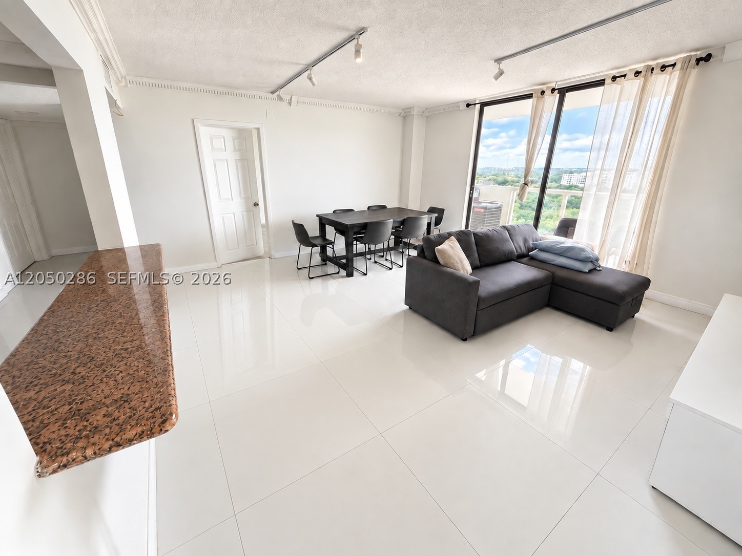 13499 Biscayne Blvd #1407, North Miami FL 33181