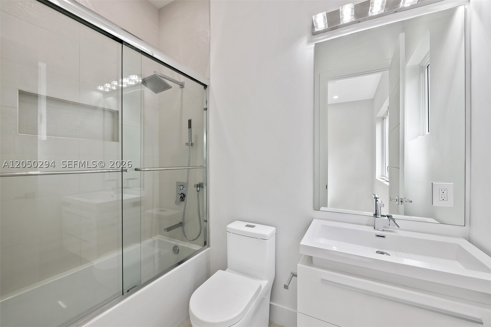 1615 NE 3rd Ct, Fort Lauderdale FL 33301