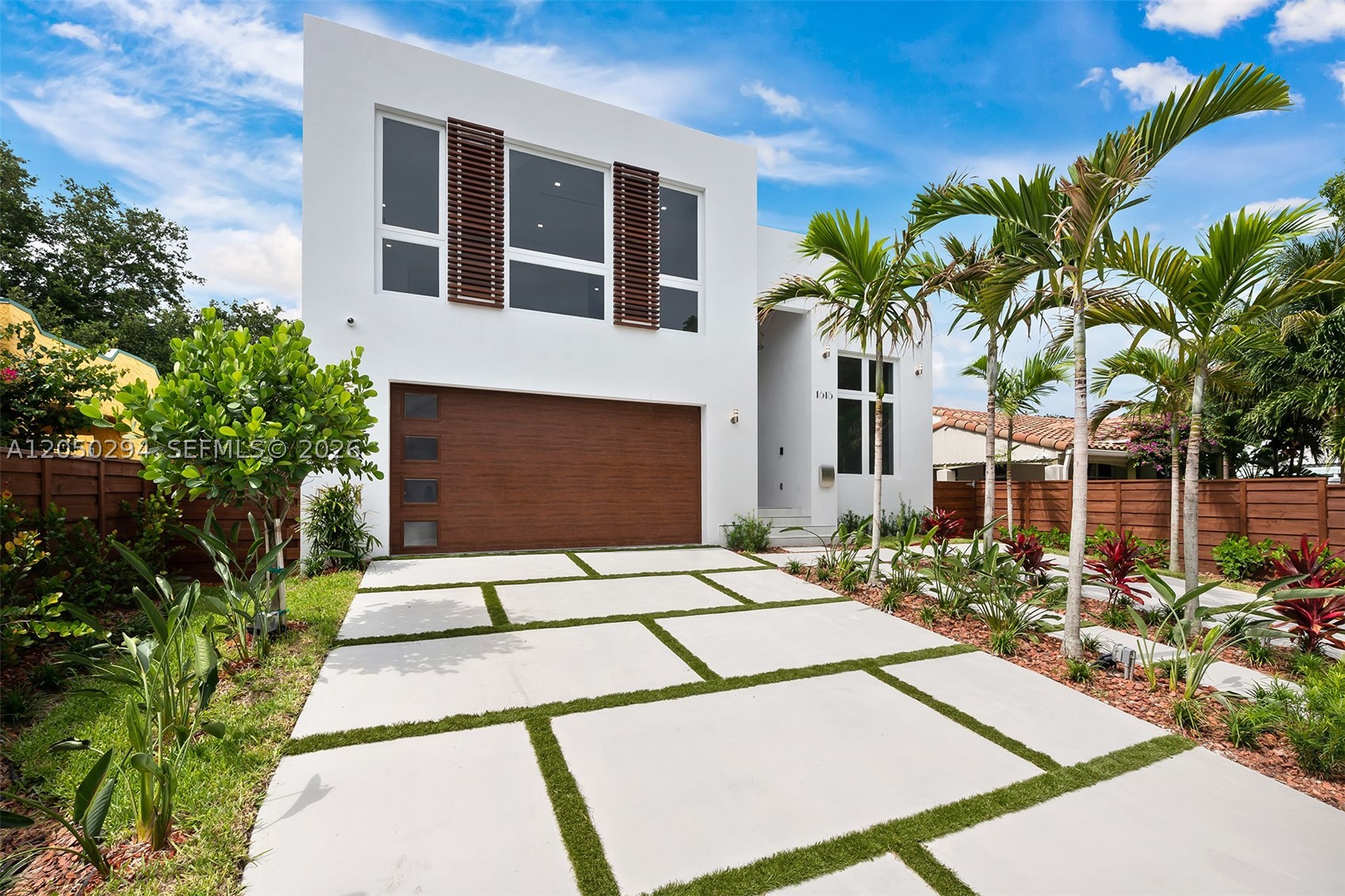 1615 NE 3rd Ct, Fort Lauderdale FL 33301