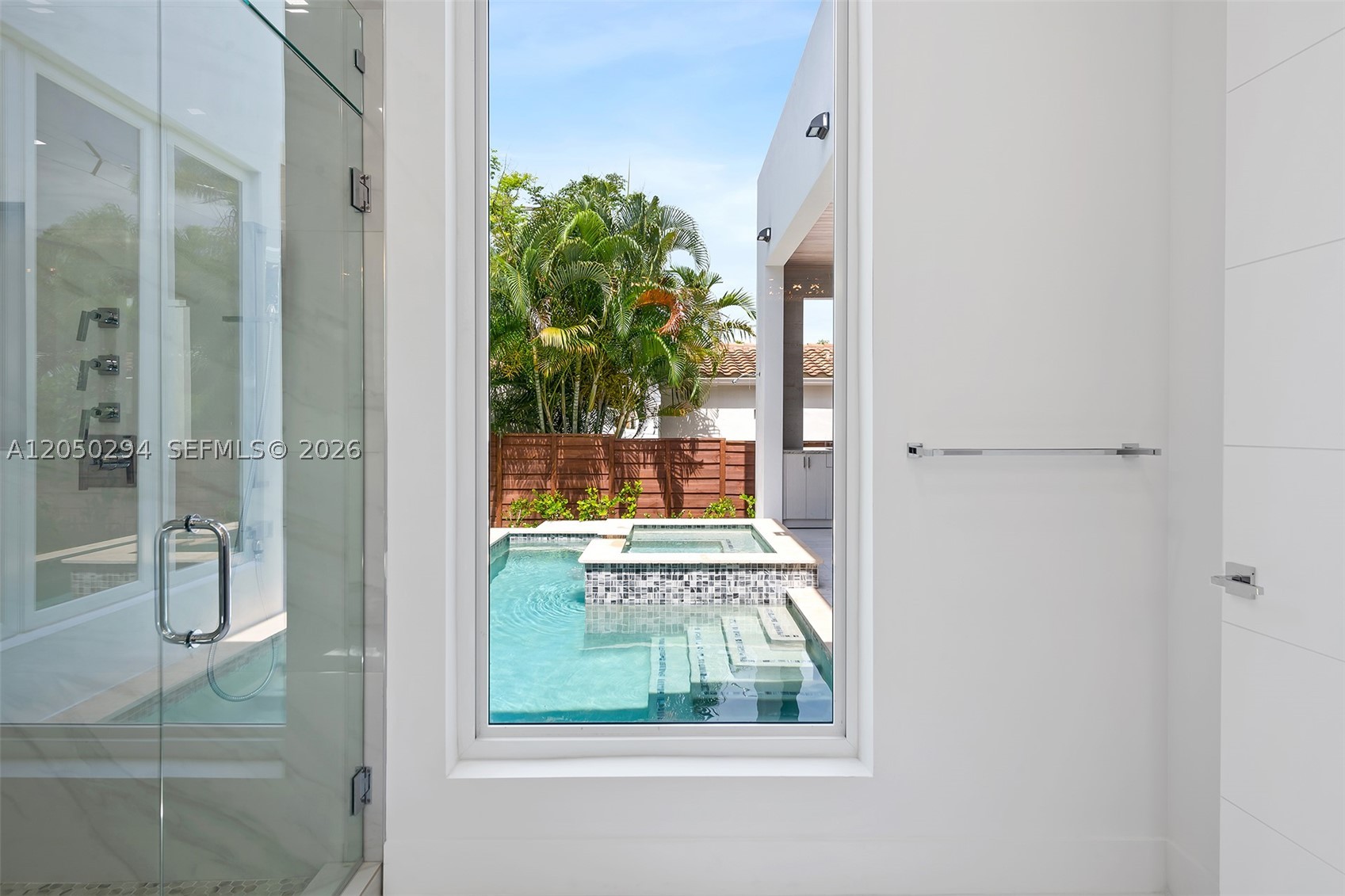 1615 NE 3rd Ct, Fort Lauderdale FL 33301