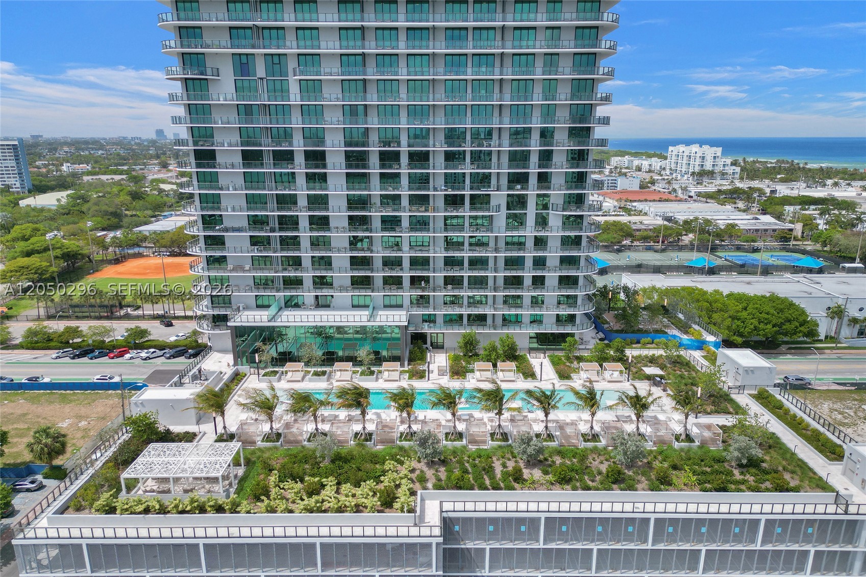580 72nd St #2102, Miami Beach FL 33141