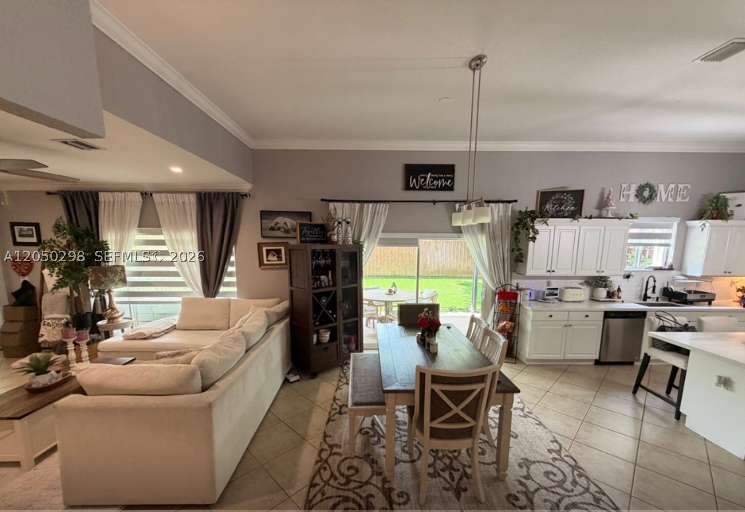 2116 NE 38th Rd, Homestead FL 33033