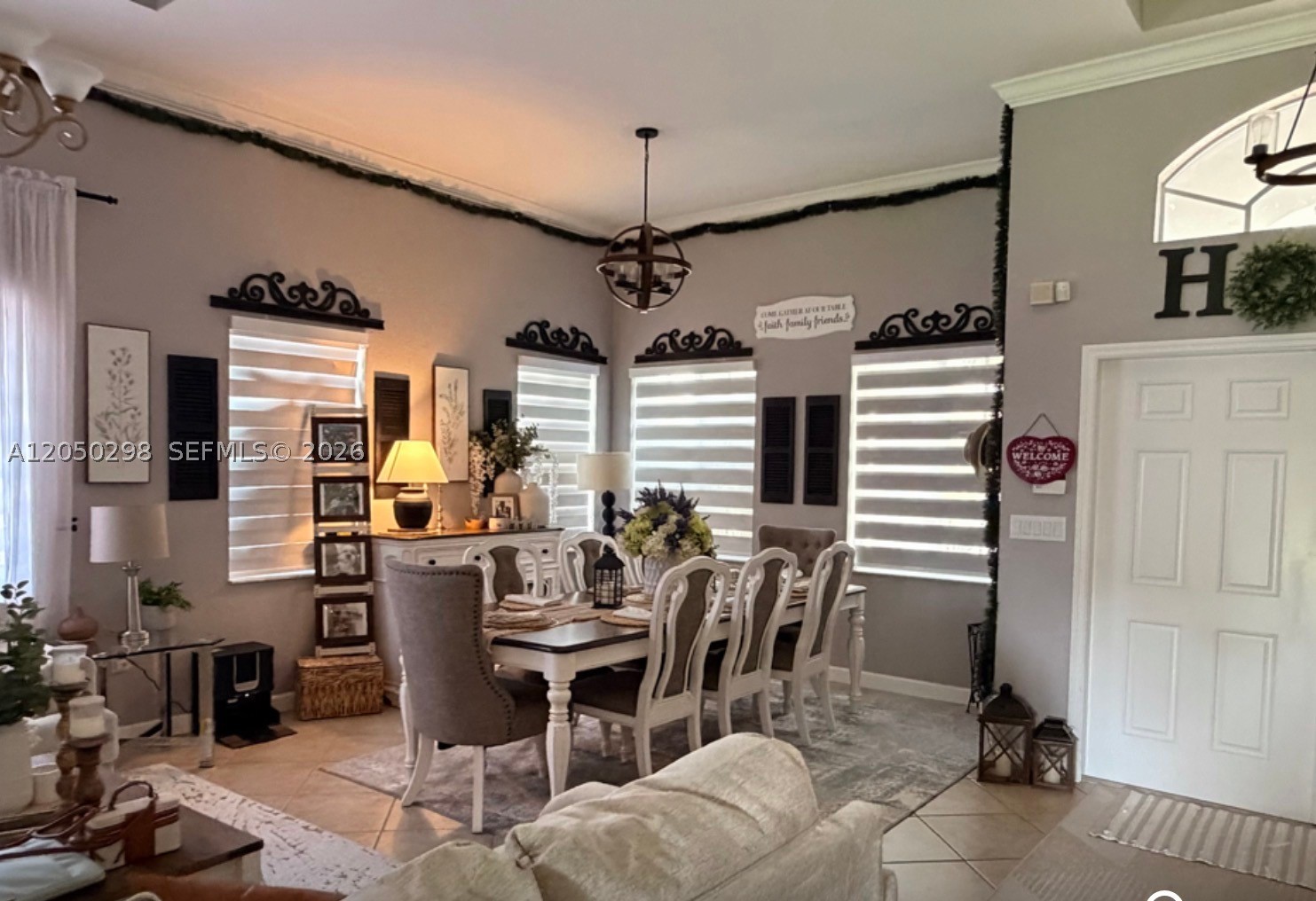 2116 NE 38th Rd, Homestead FL 33033
