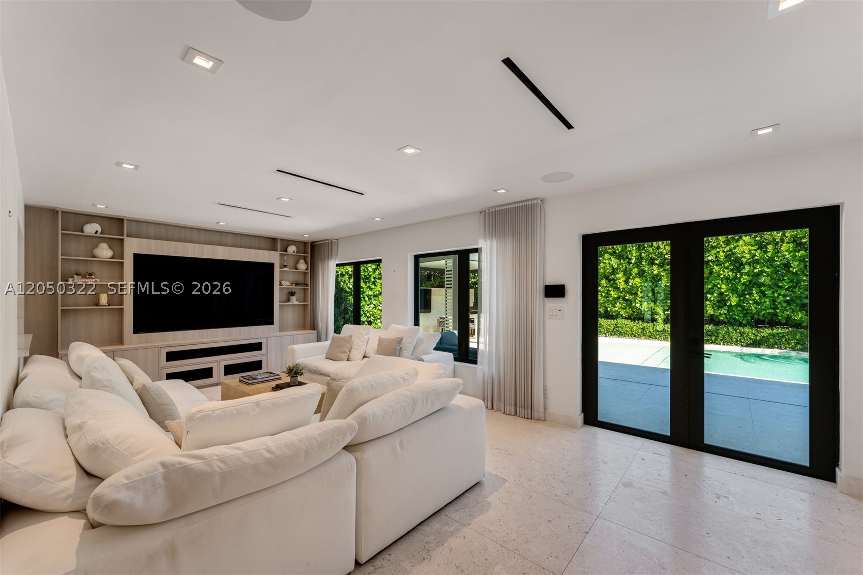 771 Fairway Dr, Miami Beach FL 33141