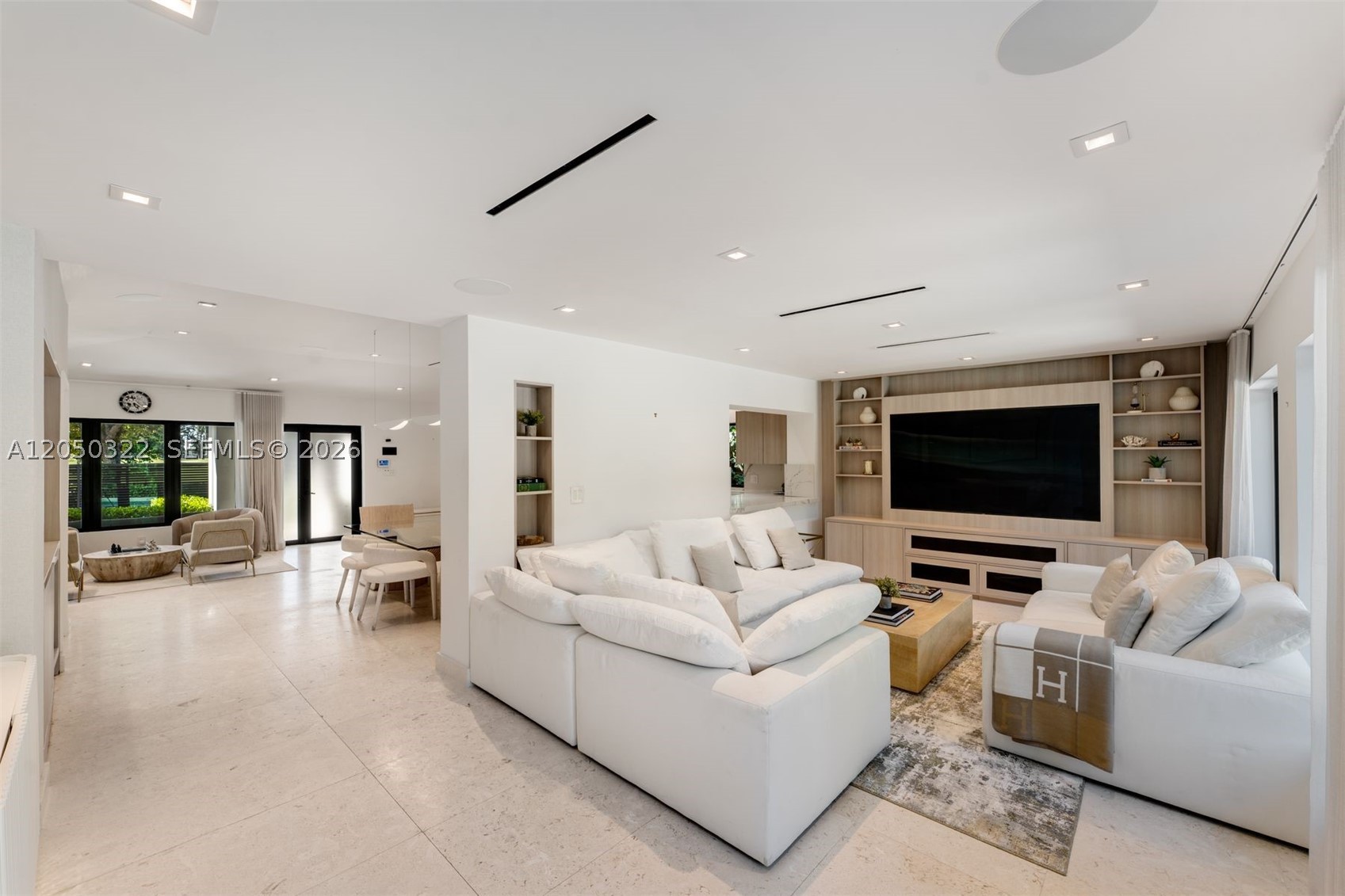 771 Fairway Dr, Miami Beach FL 33141