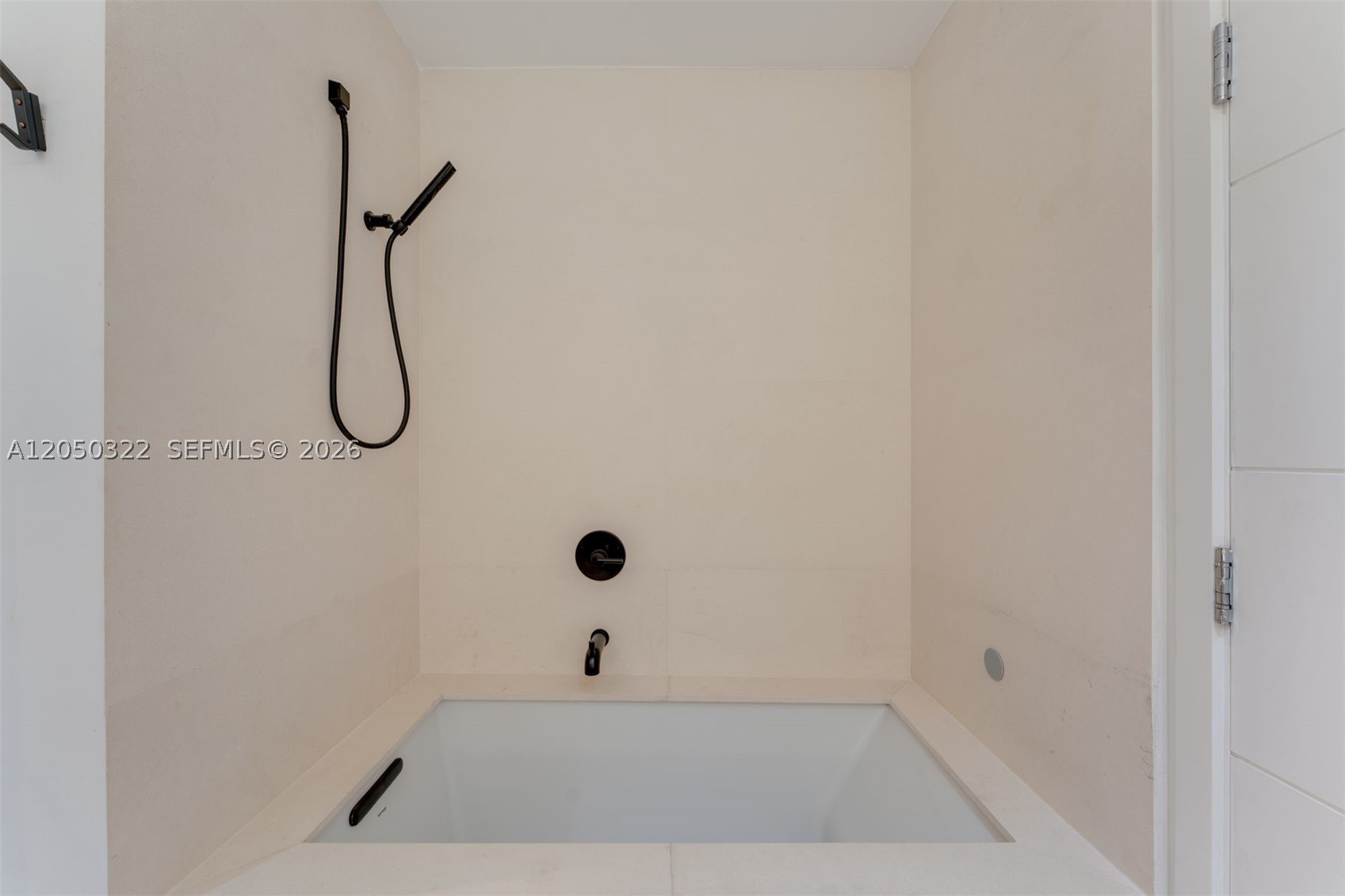 771 Fairway Dr, Miami Beach FL 33141