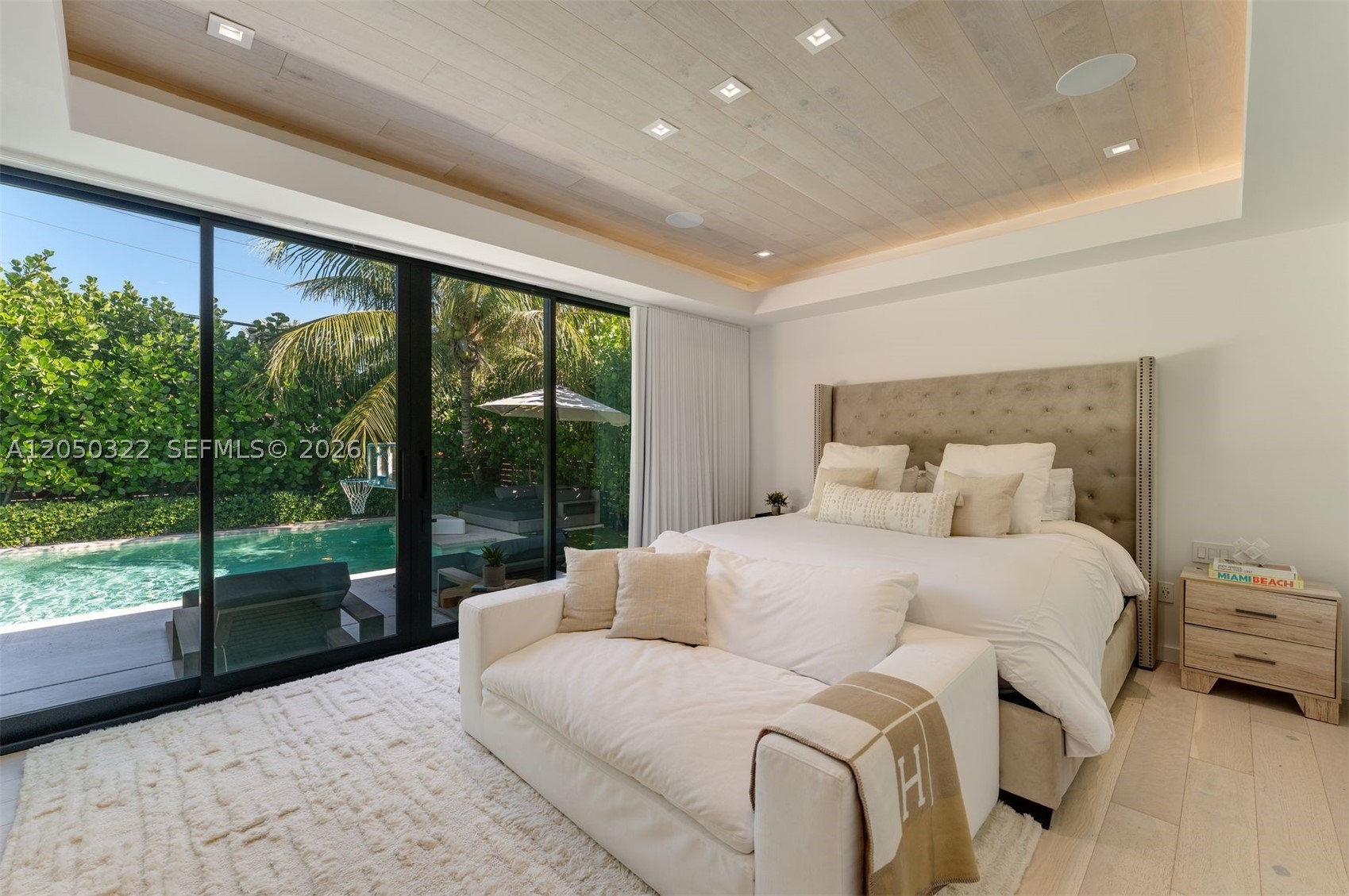 771 Fairway Dr, Miami Beach FL 33141