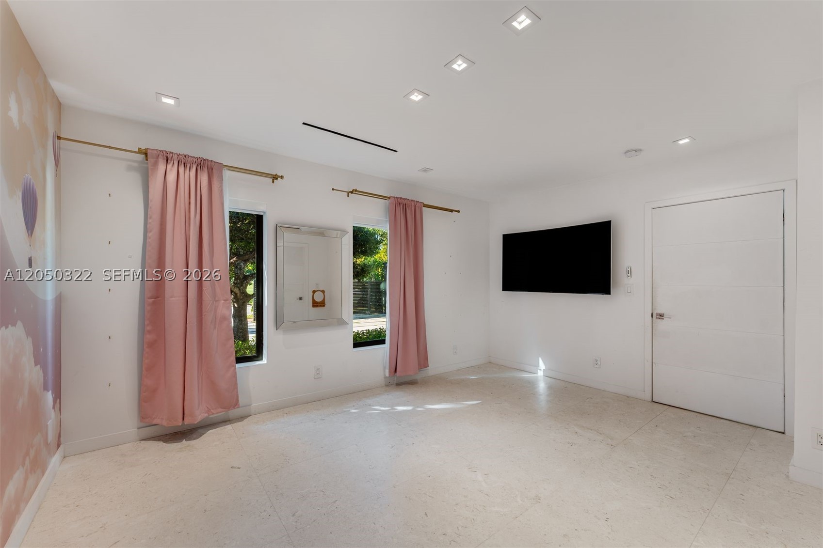 771 Fairway Dr, Miami Beach FL 33141