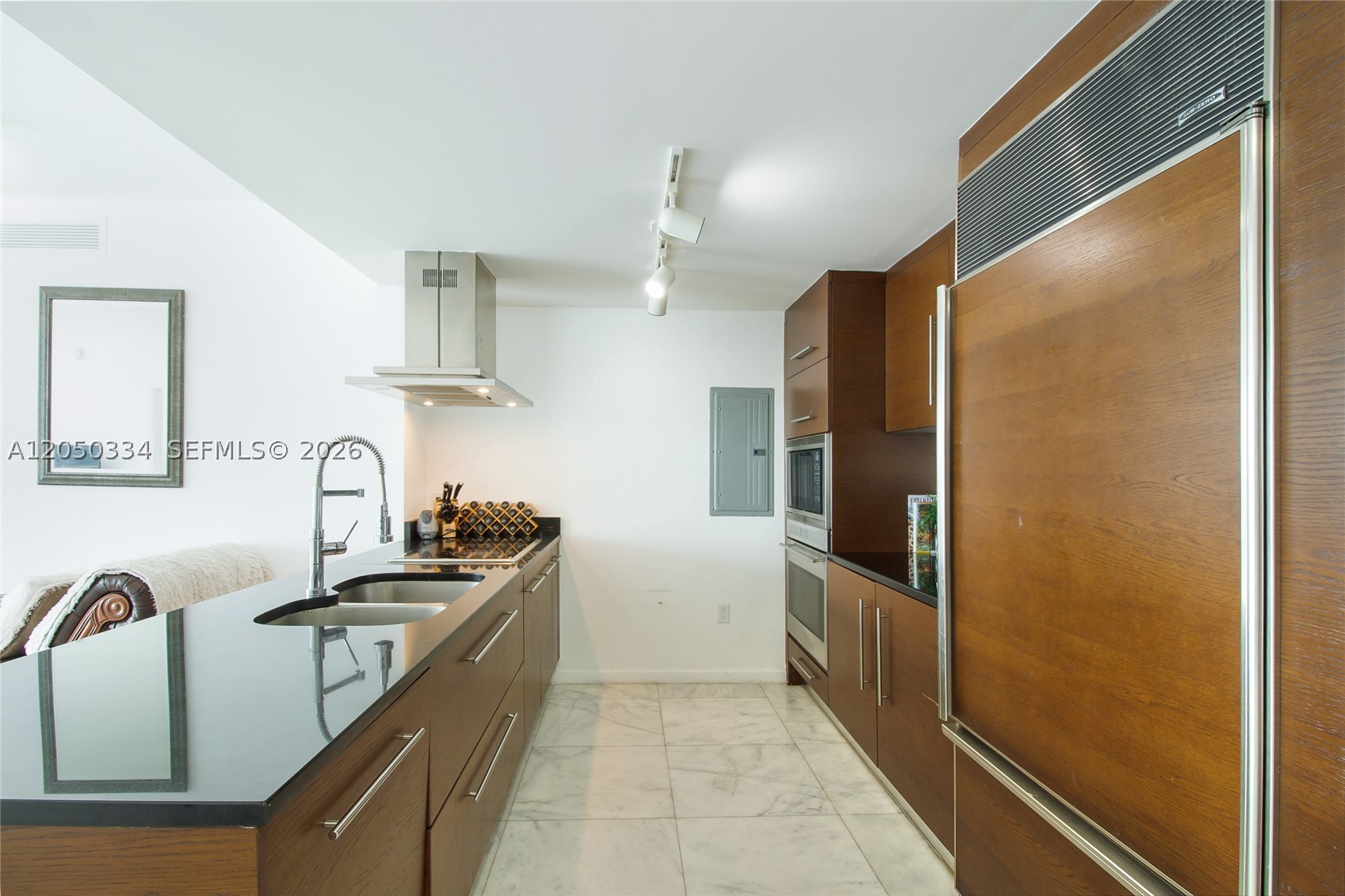 495 Brickell Ave #3803, Miami FL 33131