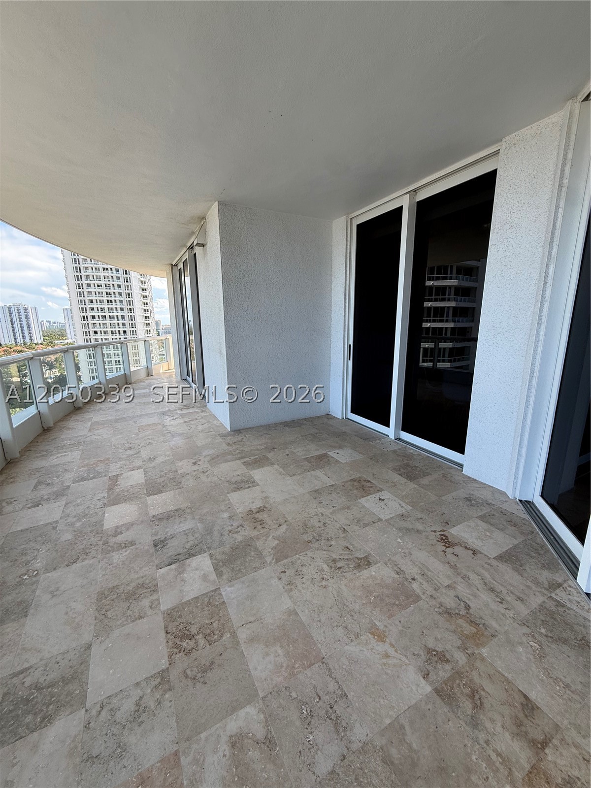 21200 Point Pl #1403, Aventura FL 33180