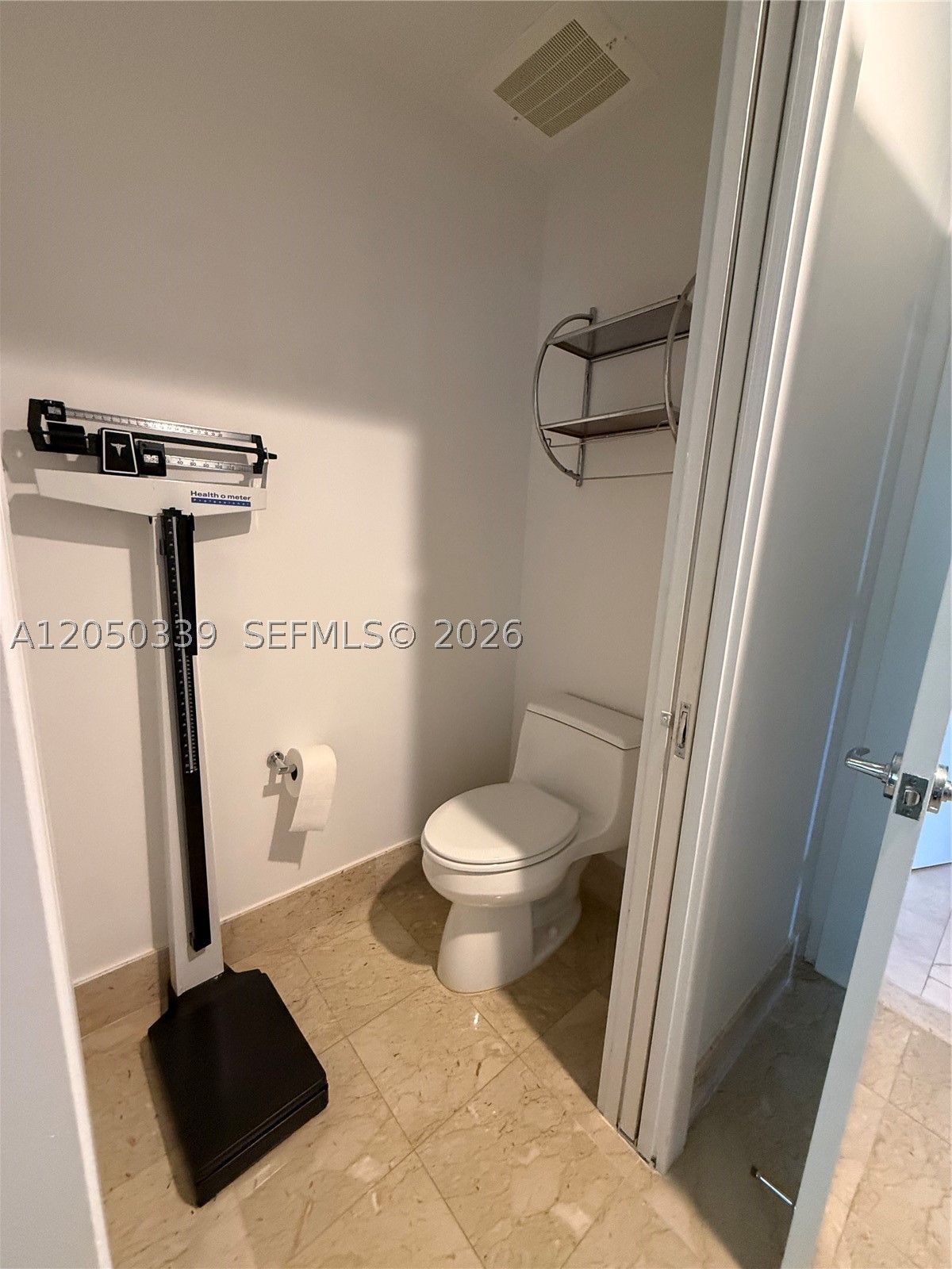 21200 Point Pl #1403, Aventura FL 33180