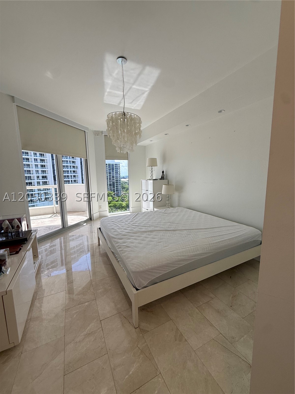 21200 Point Pl #1403, Aventura FL 33180