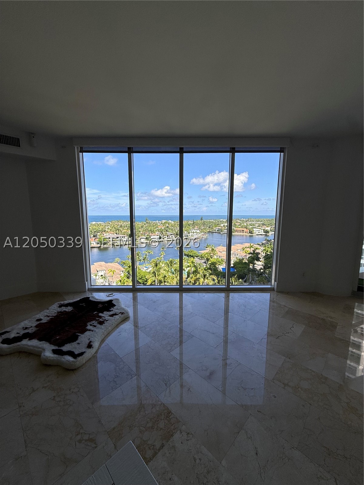 21200 Point Pl #1403, Aventura FL 33180