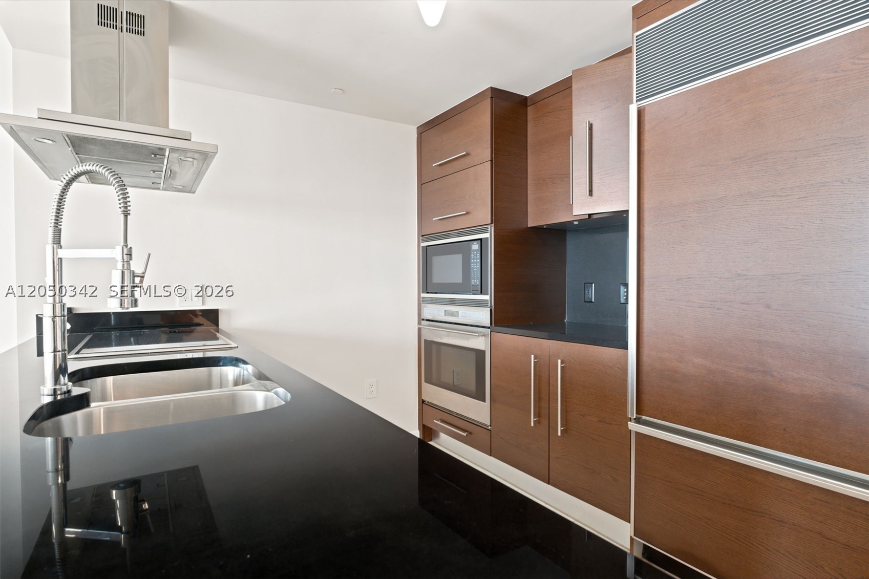 495 Brickell Ave #5309, Miami FL 33131