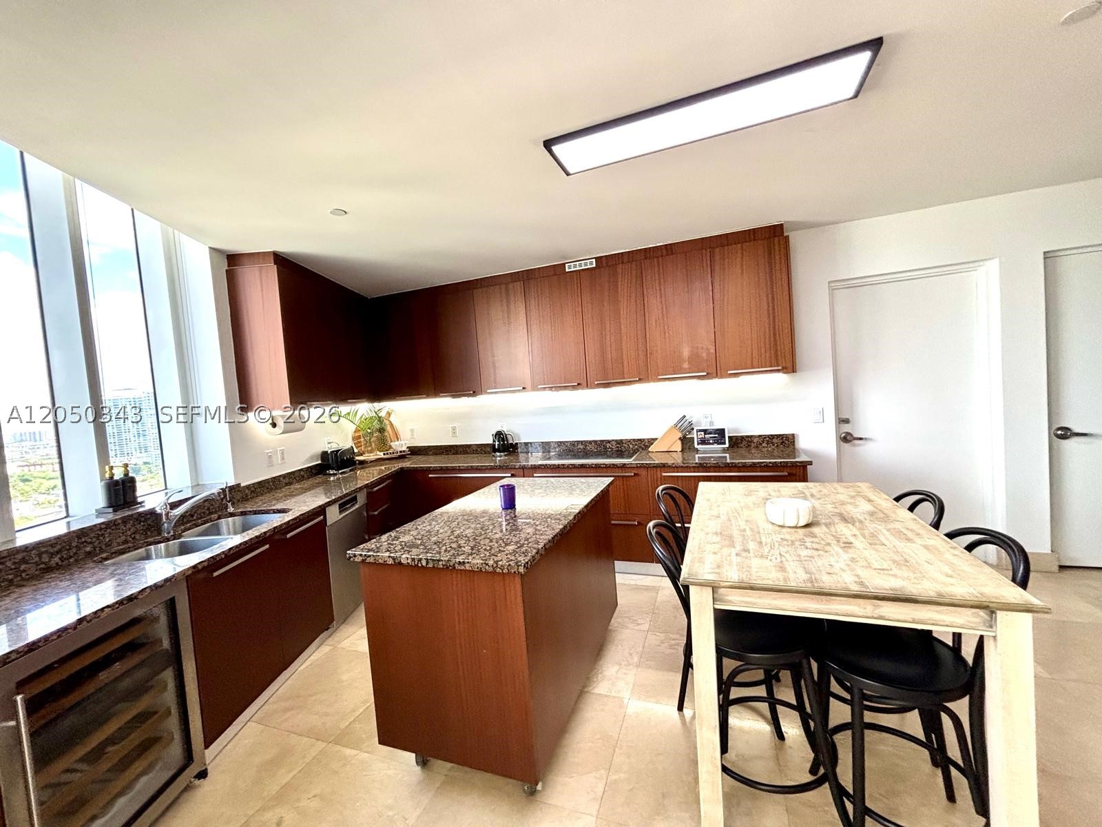 Sunny Isles Beach FL 33160 - A12050343