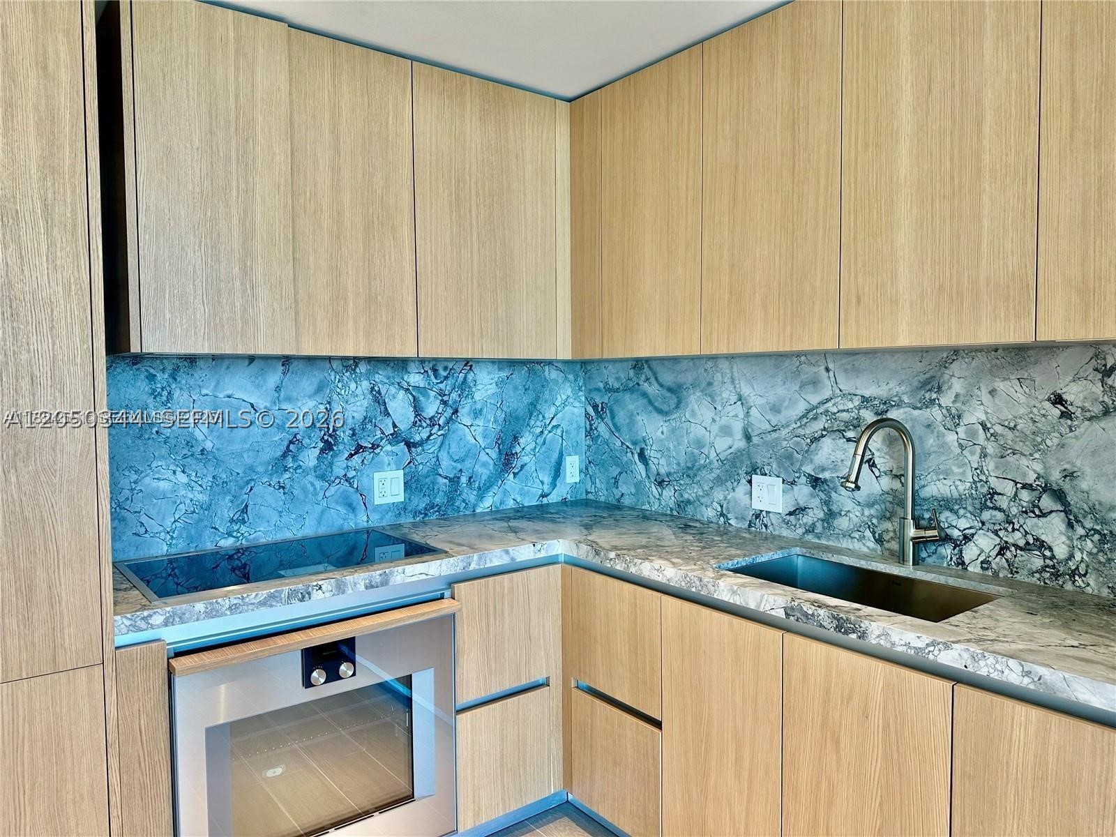 500 ALTON RD #1708, Miami Beach FL 33139