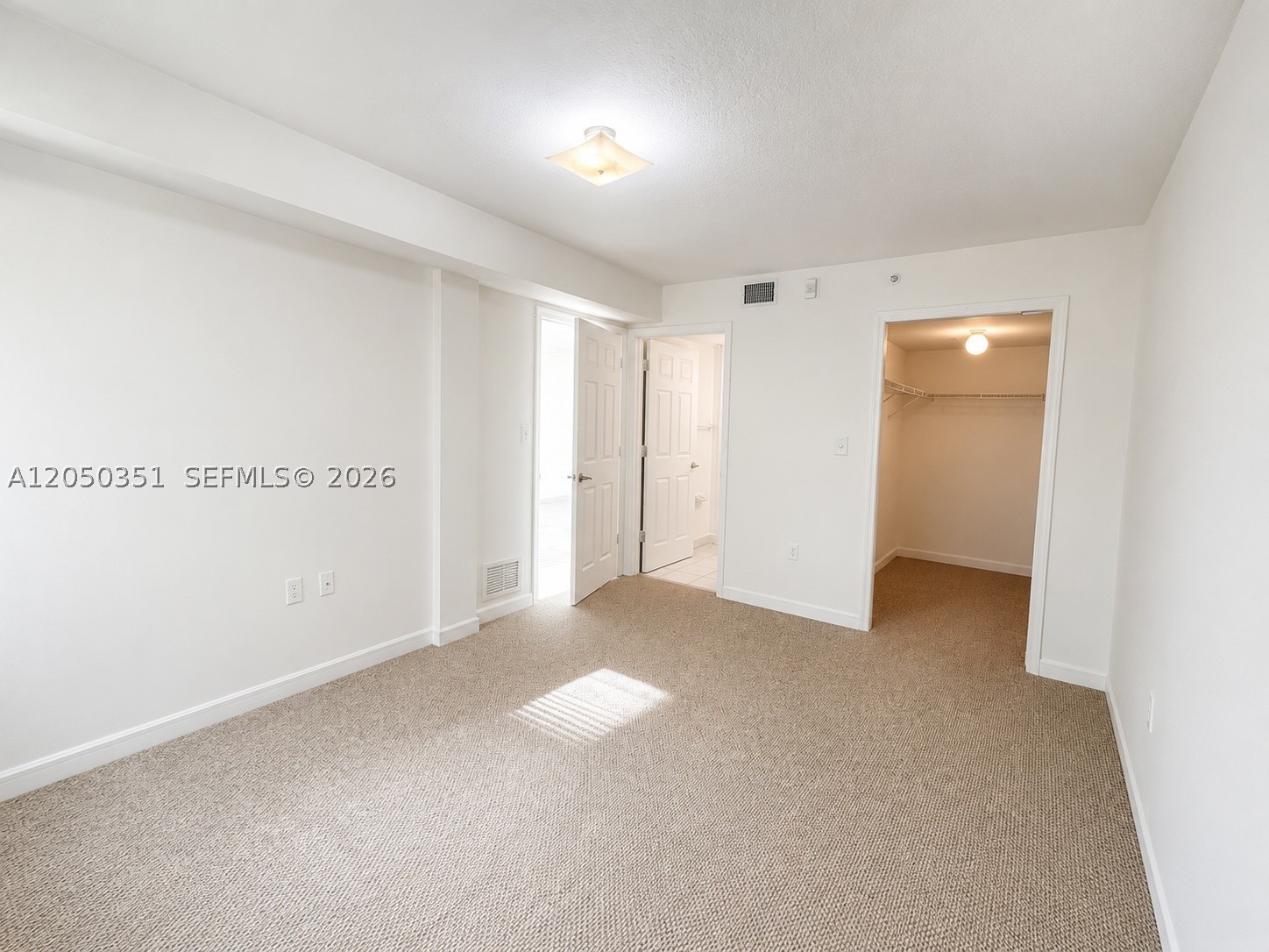 2415 NW 16th St Rd #207-1, Miami FL 33125