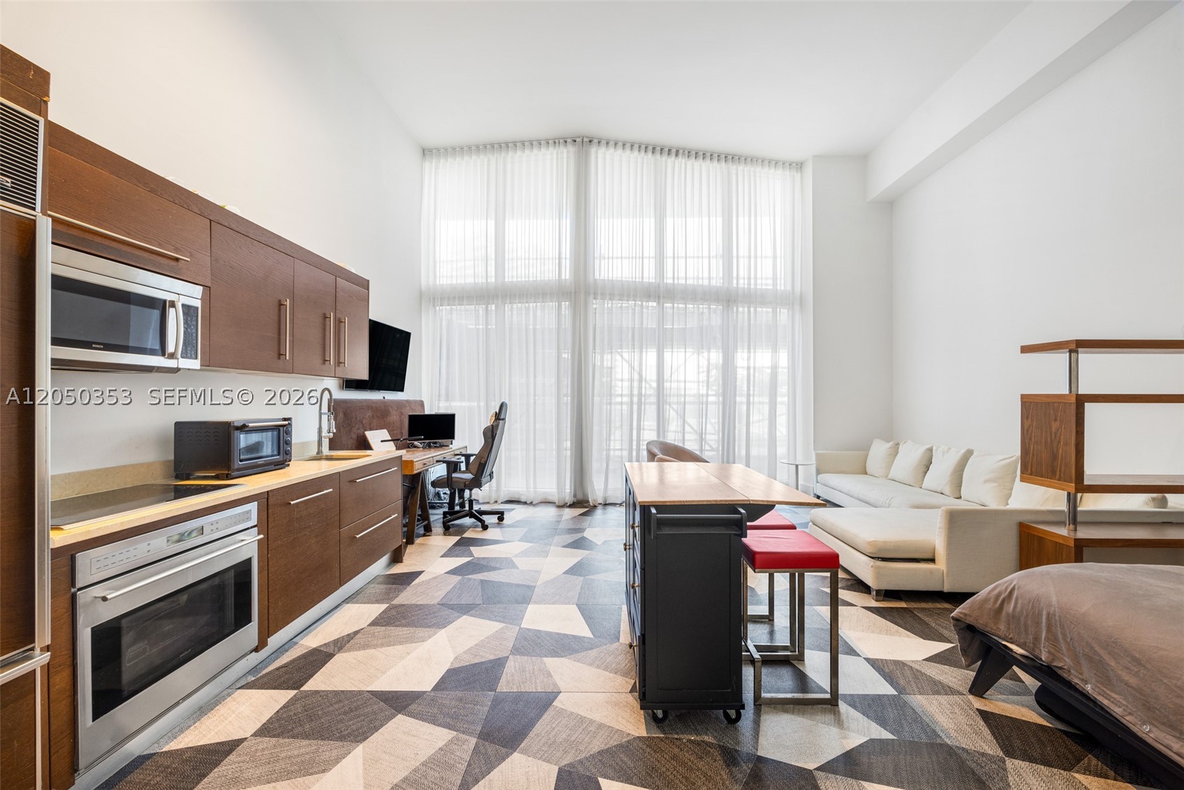 465 Brickell Ave #1503, Miami FL 33131