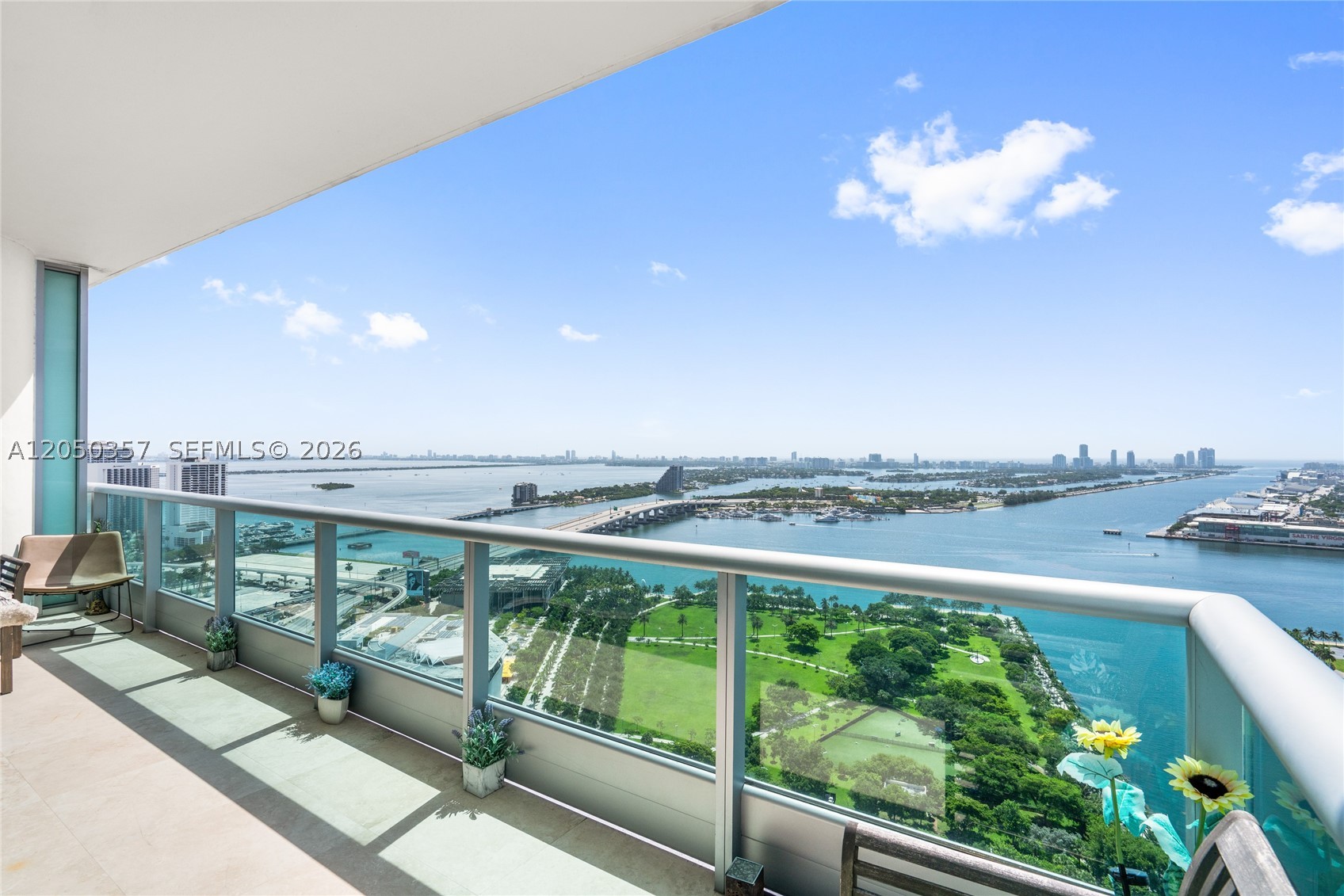 900 Biscayne Blvd #3704, Miami FL 33132