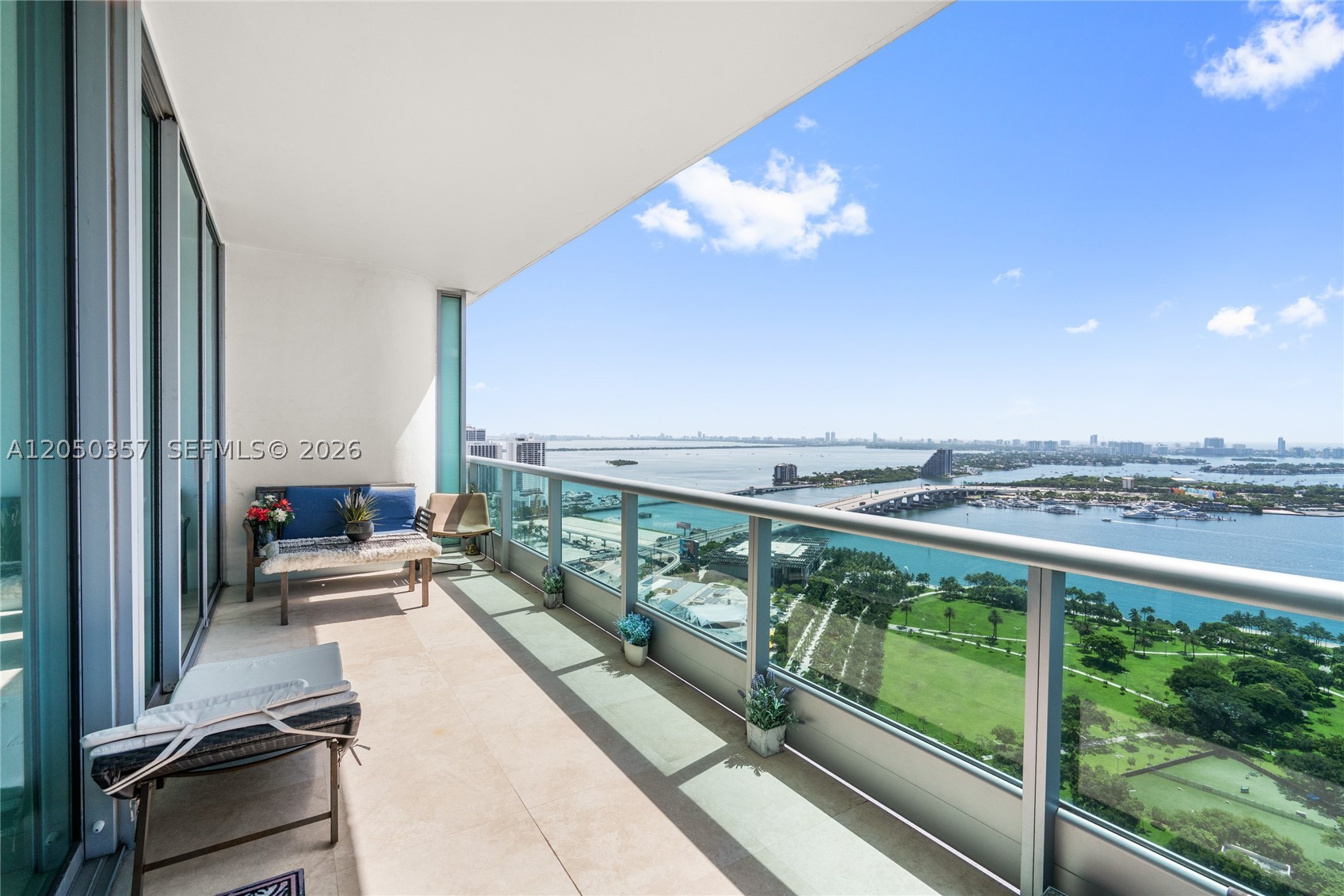 900 Biscayne Blvd #3704, Miami FL 33132