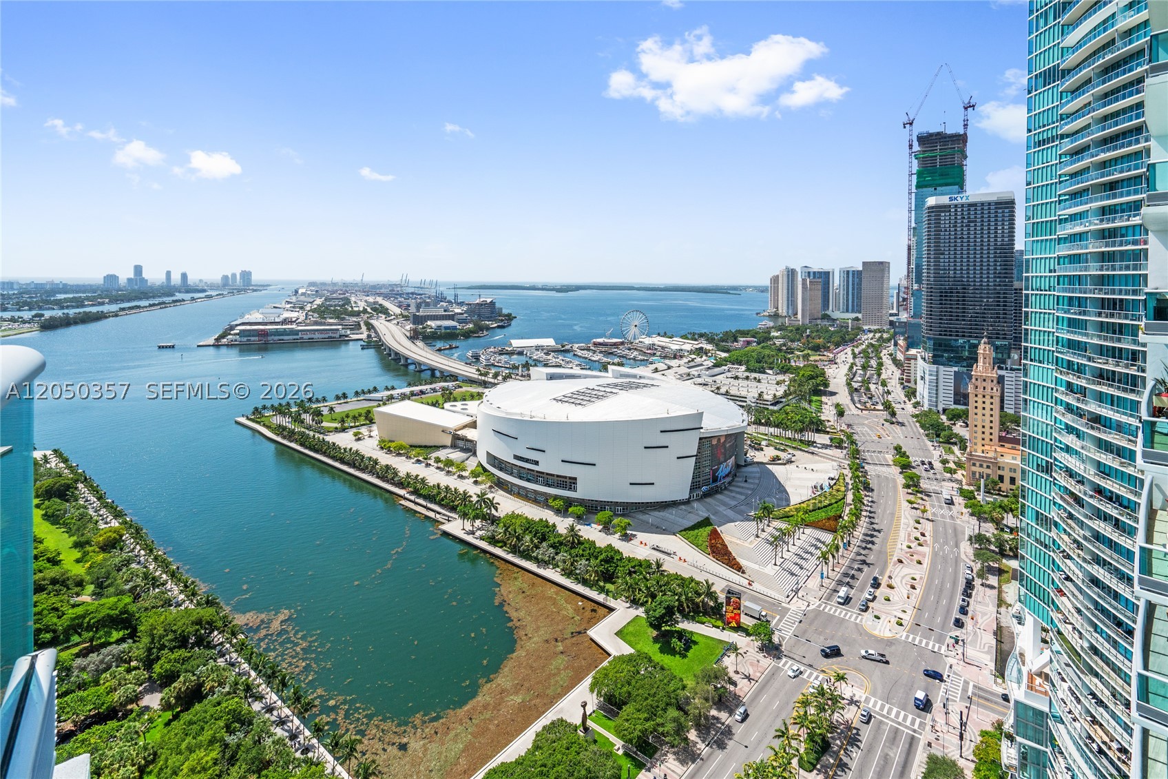 900 Biscayne Blvd #3704, Miami FL 33132