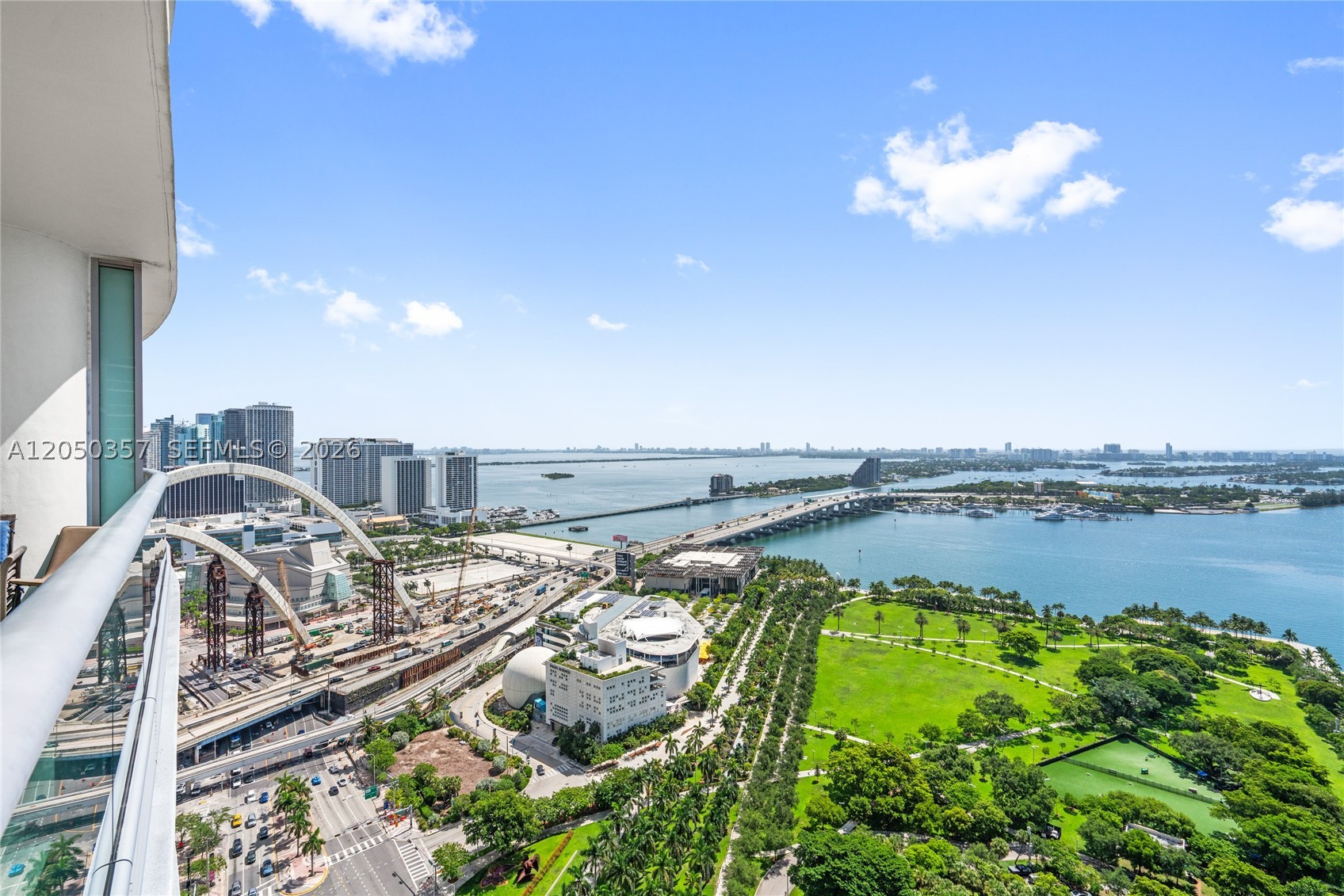 900 Biscayne Blvd #3704, Miami FL 33132