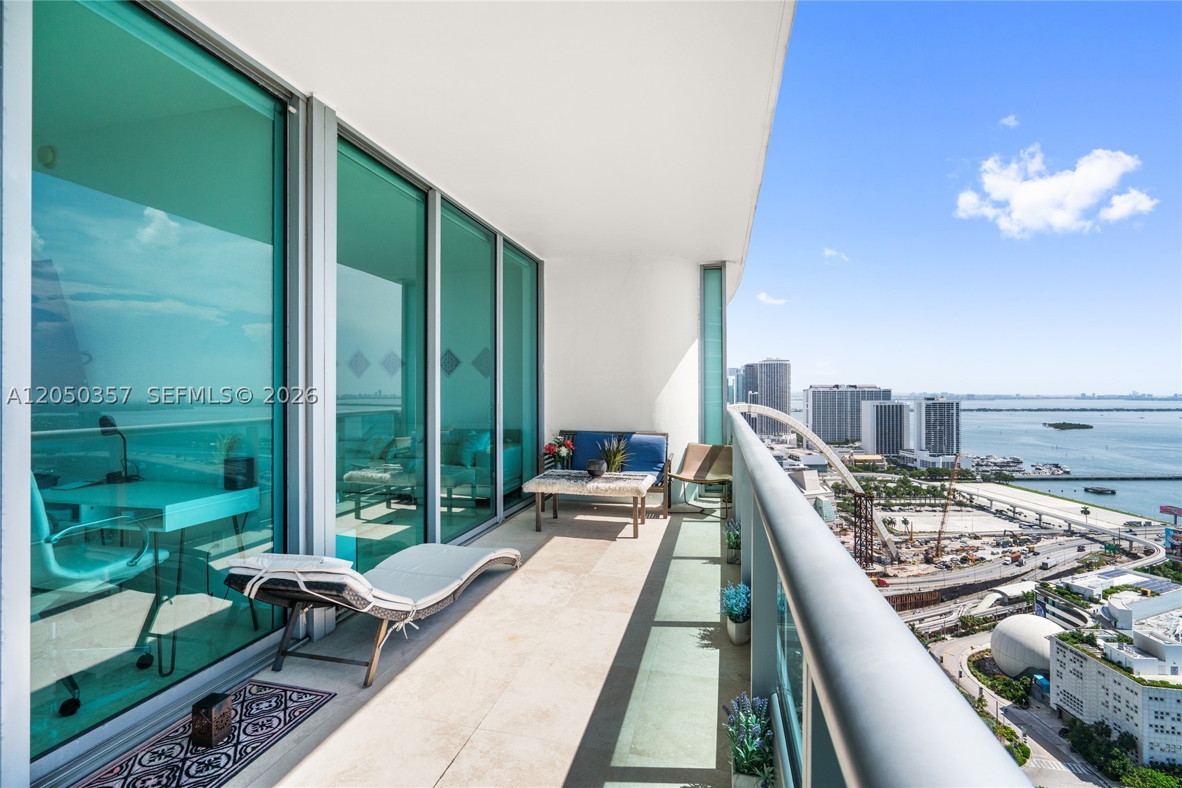900 Biscayne Blvd #3704, Miami FL 33132