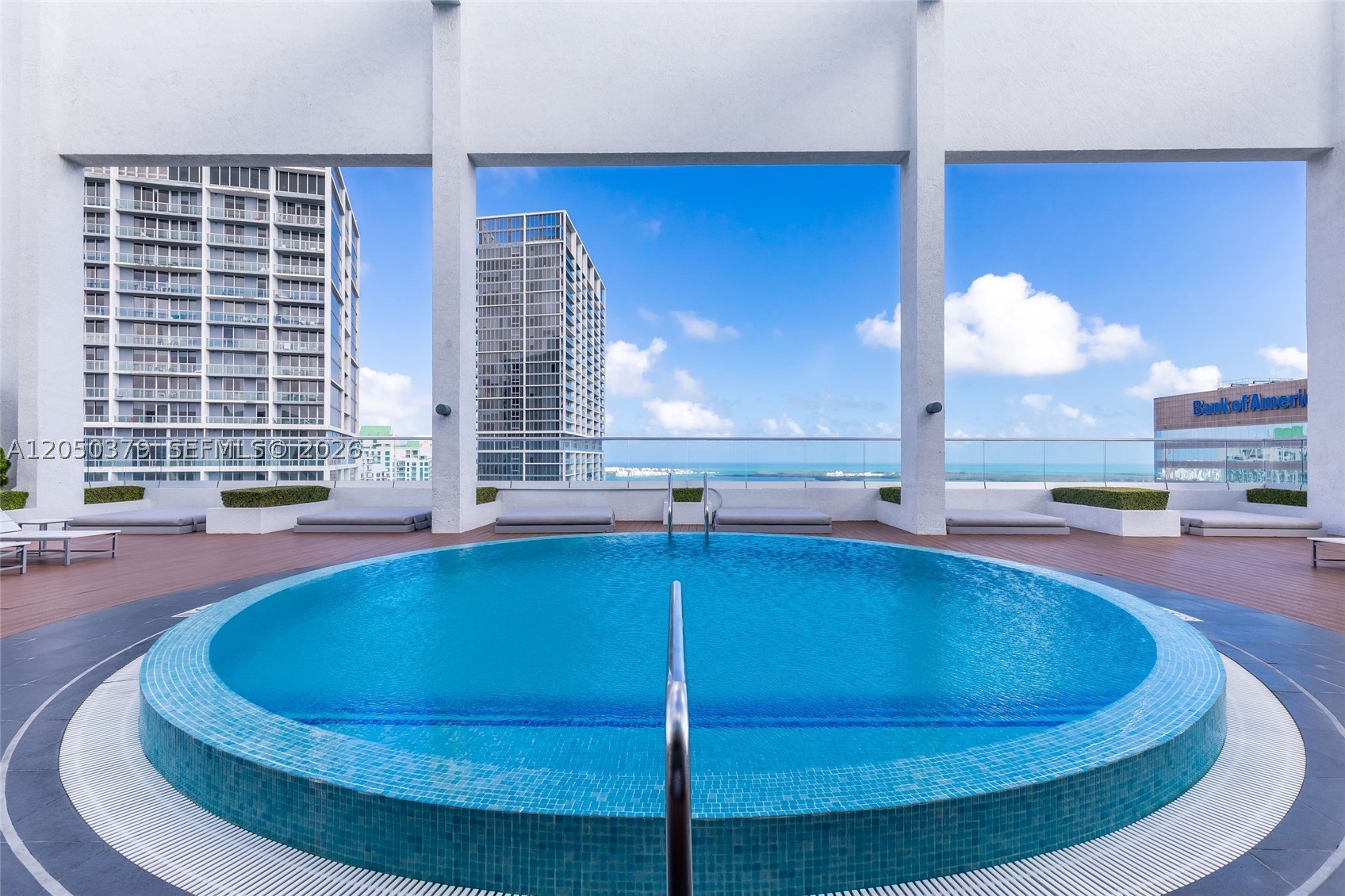 55 SE 6th ST #3807, Miami FL 33131