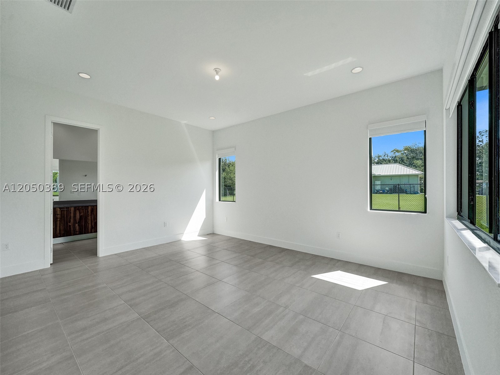 5736 SW 104th Ter, Cooper City FL 33328