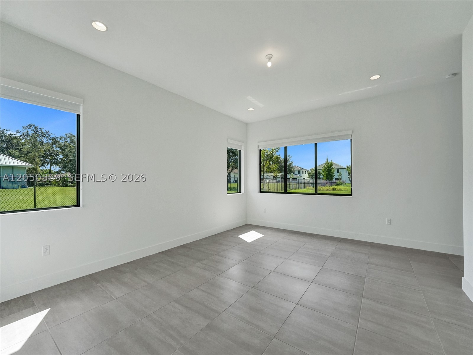 5736 SW 104th Ter, Cooper City FL 33328