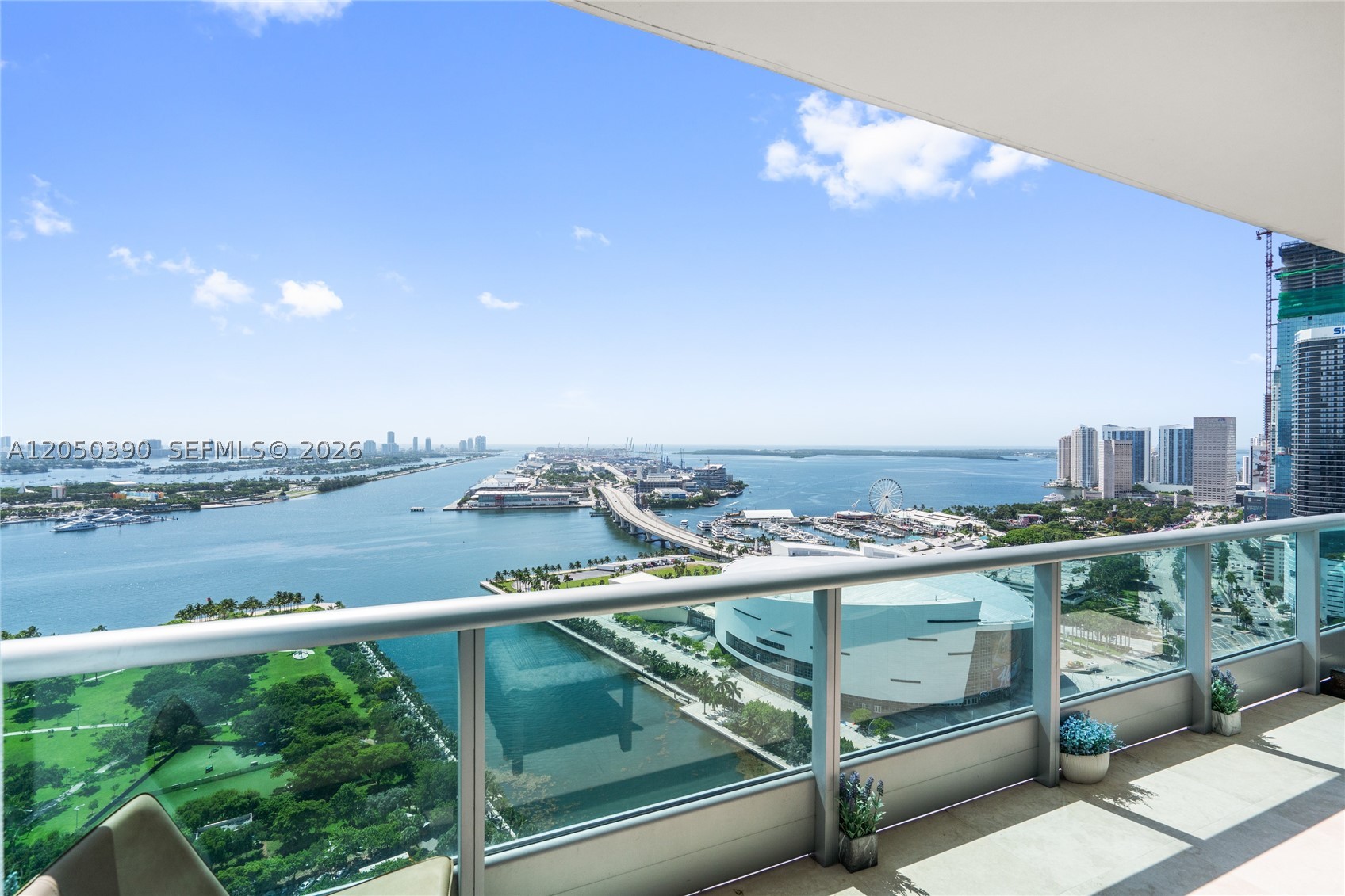 900 Biscayne Blvd #3704, Miami FL 33132