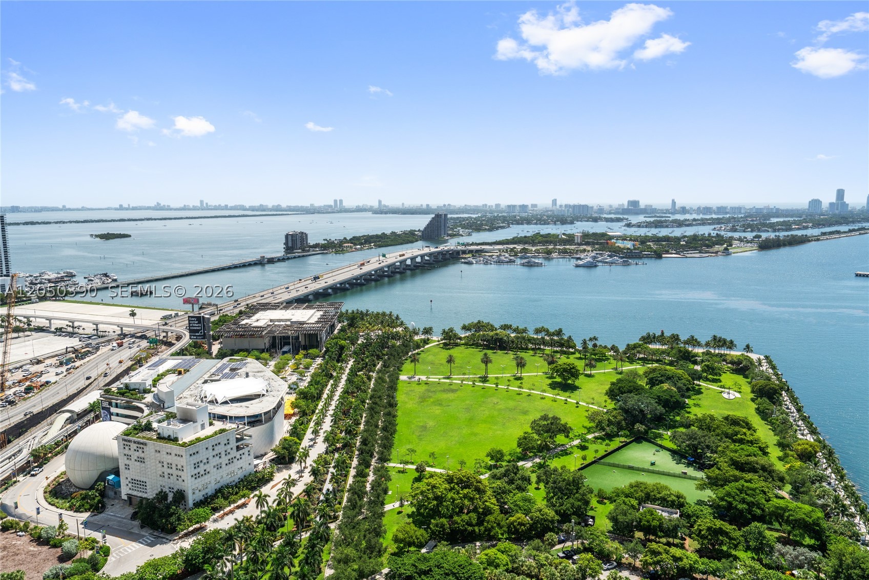 900 Biscayne Blvd #3704, Miami FL 33132