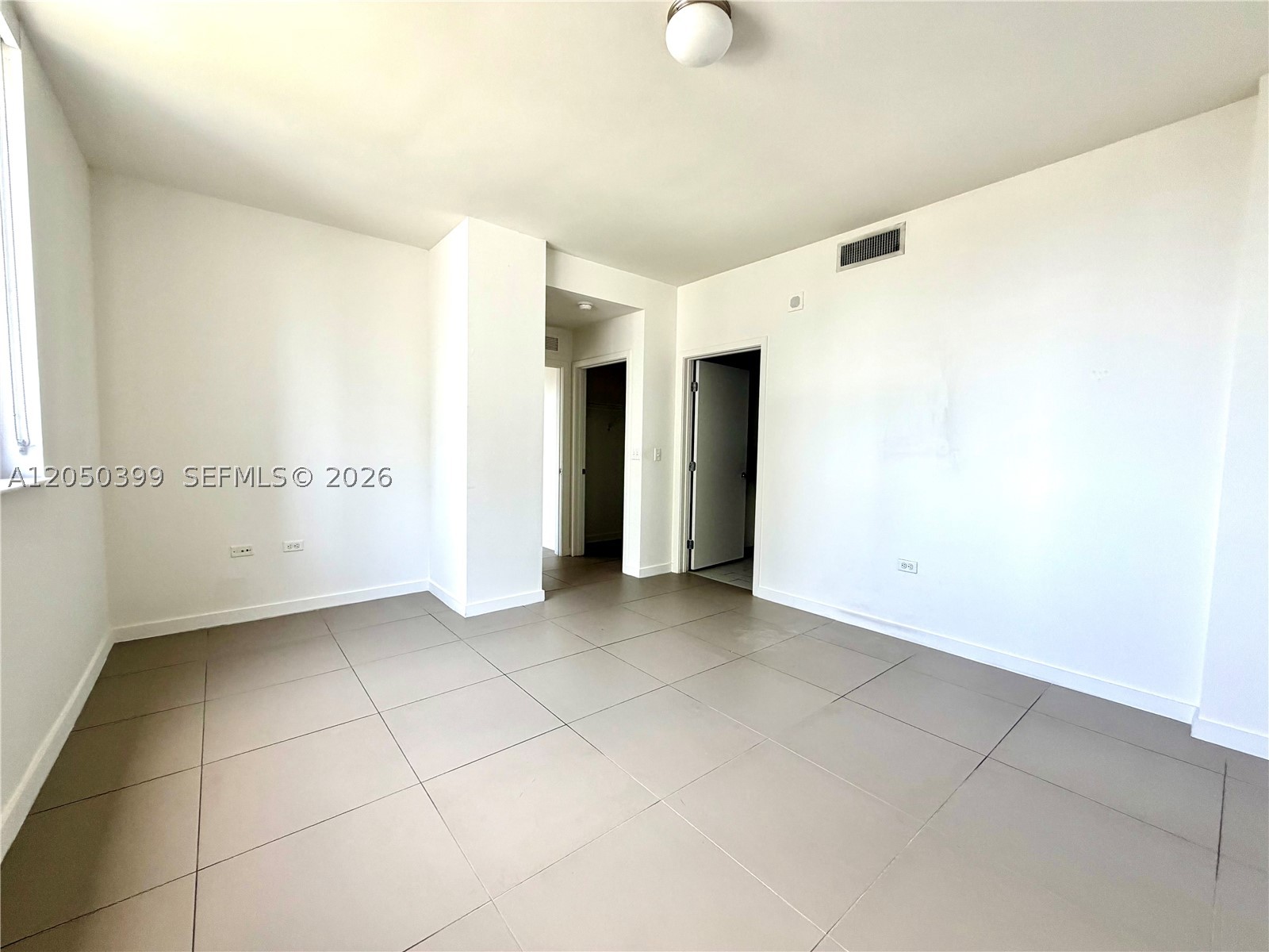 999 SW 1st Ave #1204, Miami FL 33130