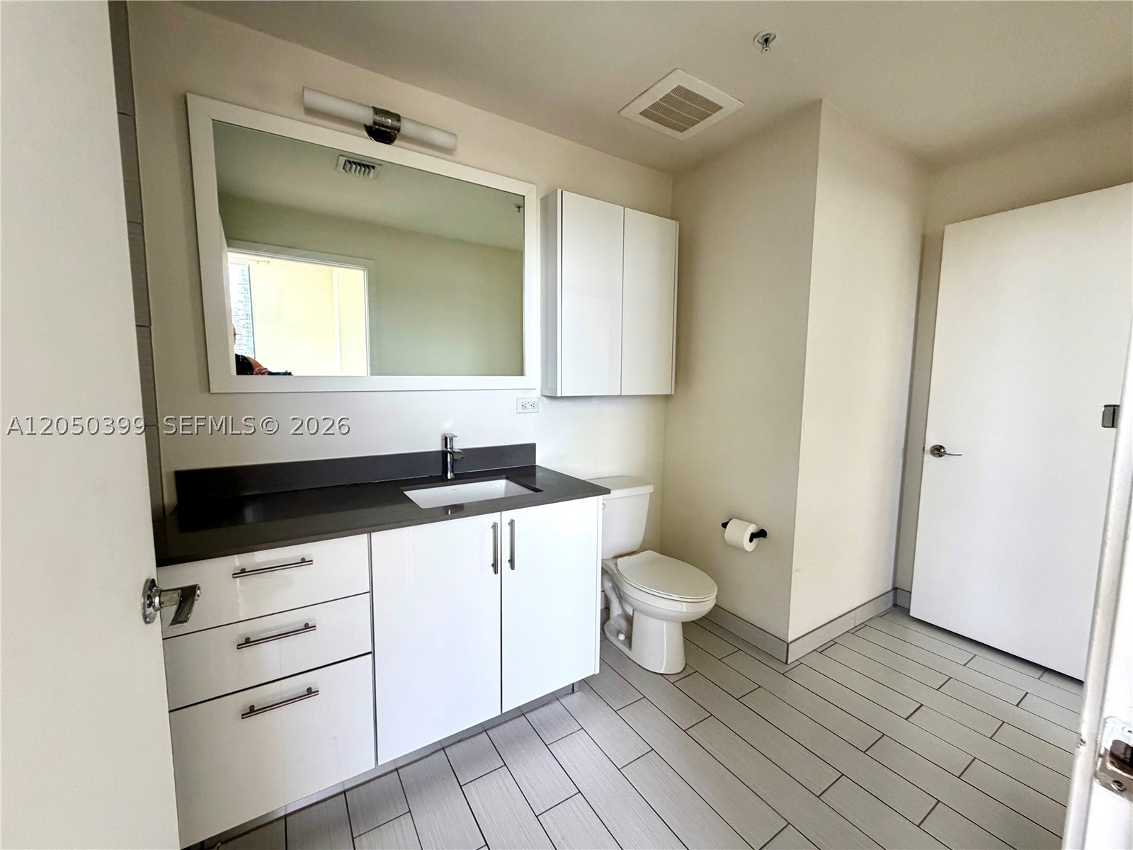 999 SW 1st Ave #1204, Miami FL 33130