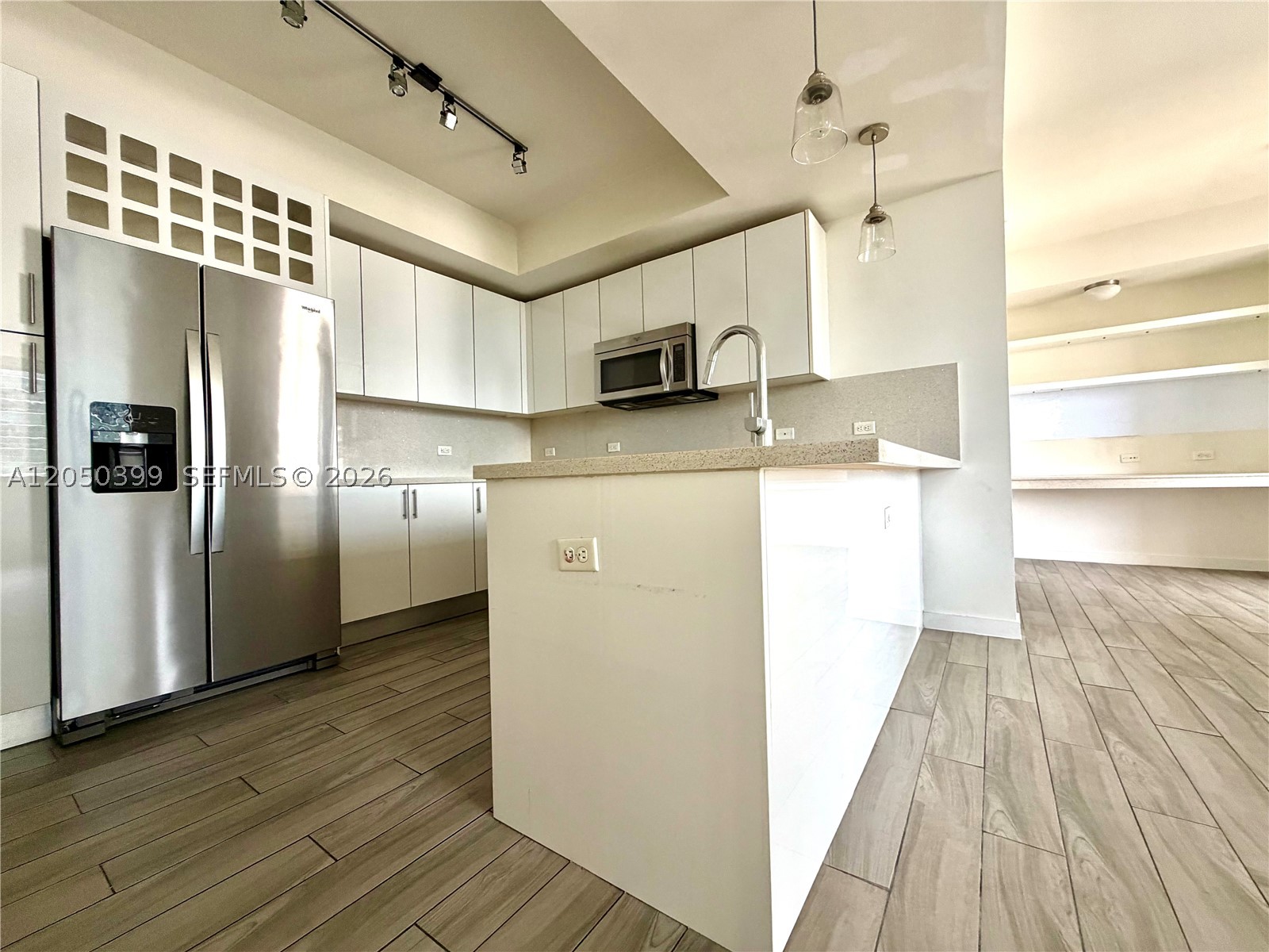 999 SW 1st Ave #1204, Miami FL 33130