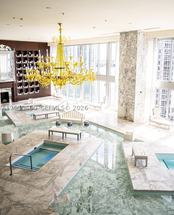 475 Brickell Ave #1012, Miami FL 33131