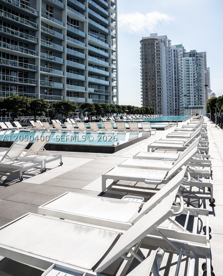 475 Brickell Ave #1012, Miami FL 33131