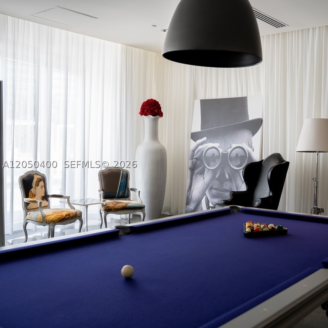 475 Brickell Ave #1012, Miami FL 33131