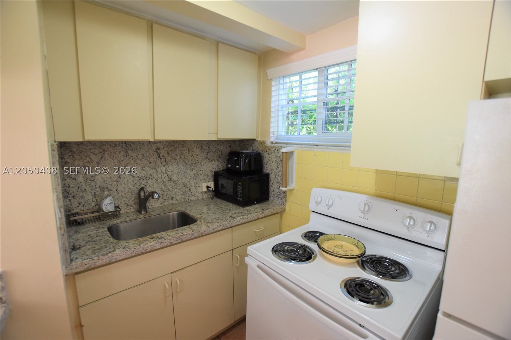 2615 SW 20th St, Miami FL 33145