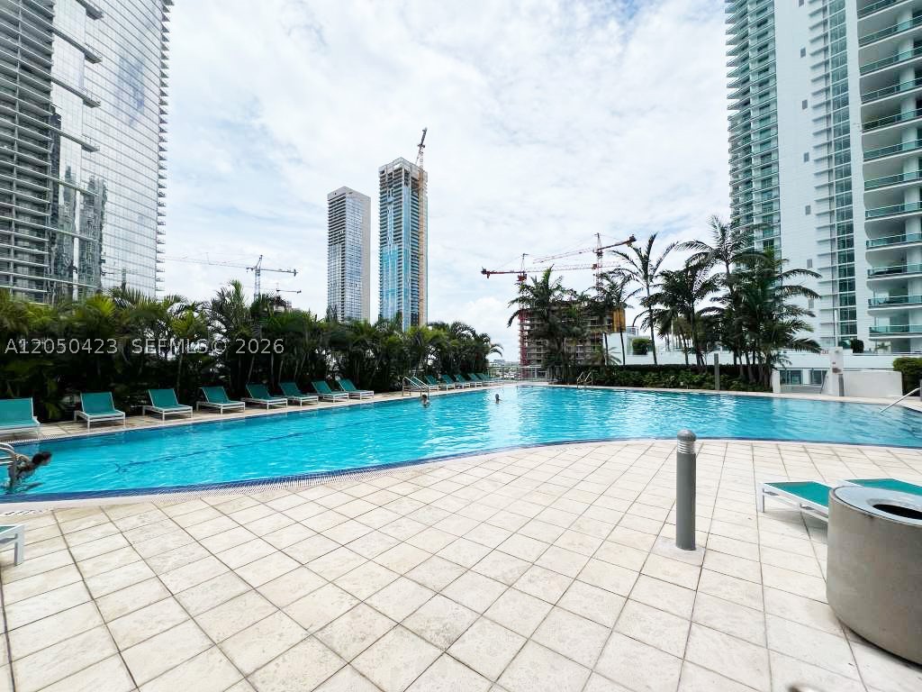 888 Biscayne Blvd #4005, Miami FL 33132