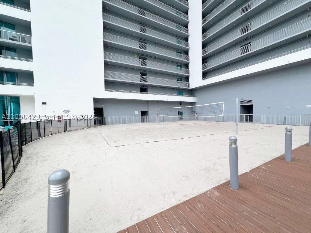 888 Biscayne Blvd #4005, Miami FL 33132