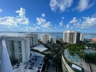 185 SE 14th Ter #1904, Miami FL 33131