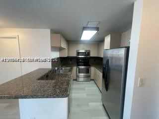 185 SE 14th Ter #1904, Miami FL 33131