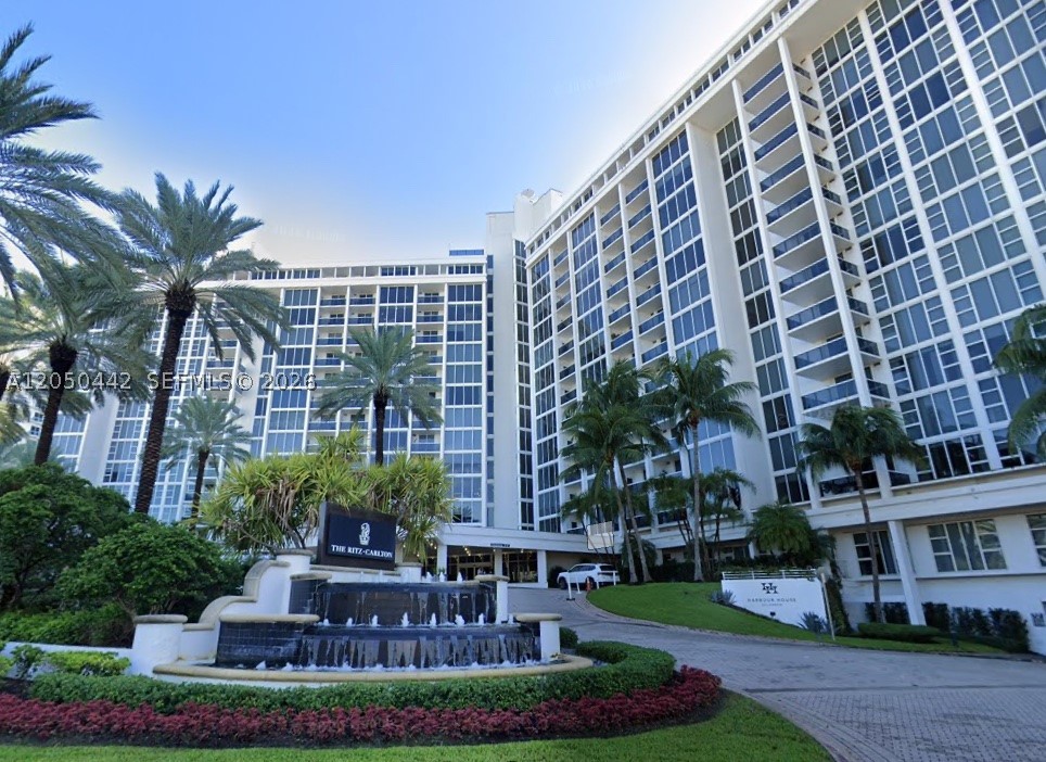 10275 Collins Ave #323, Bal Harbour FL 33154