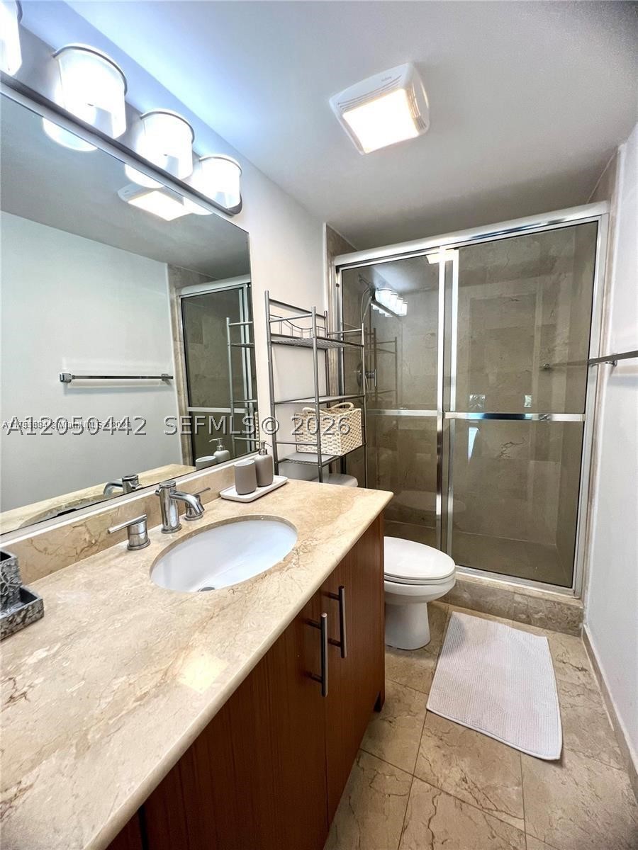 10275 Collins Ave #323, Bal Harbour FL 33154