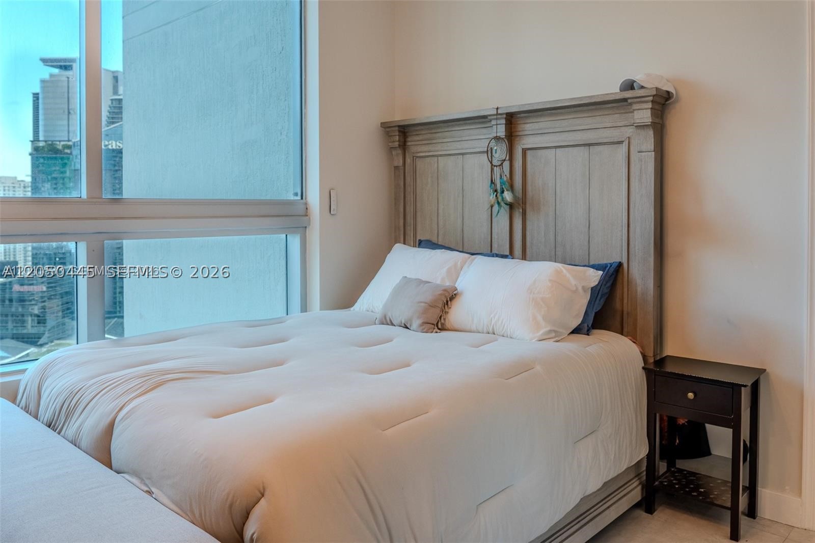90 SW 3rd St #3703, Miami FL 33130