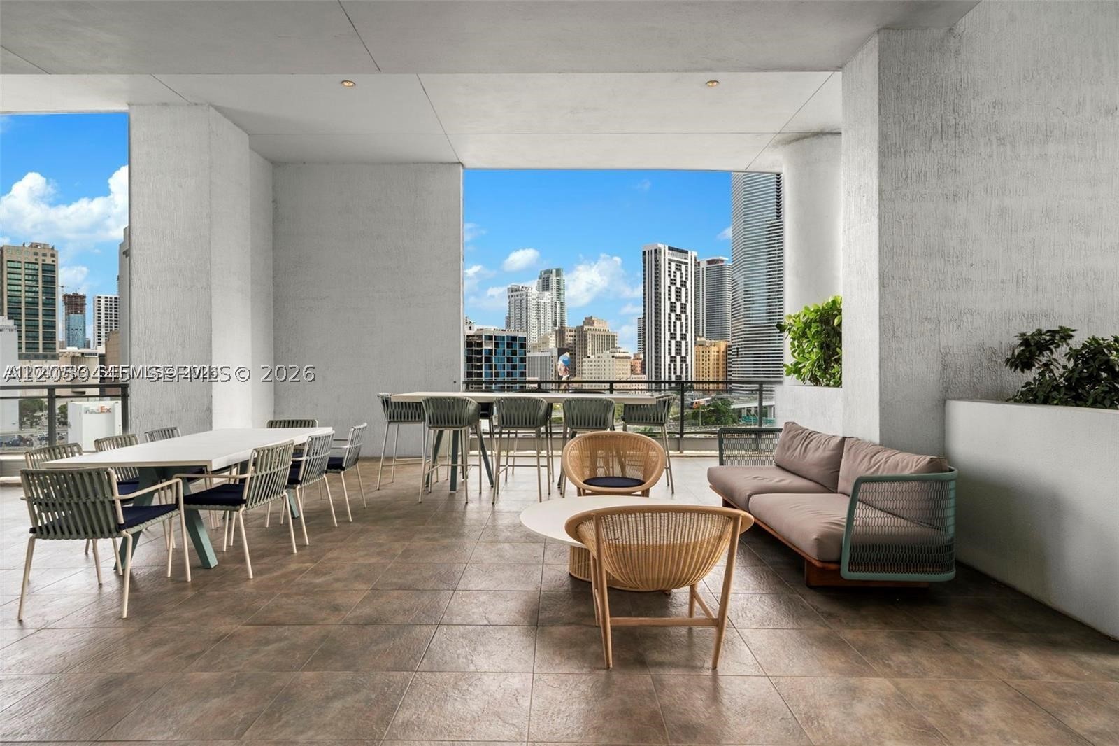 90 SW 3rd St #3703, Miami FL 33130