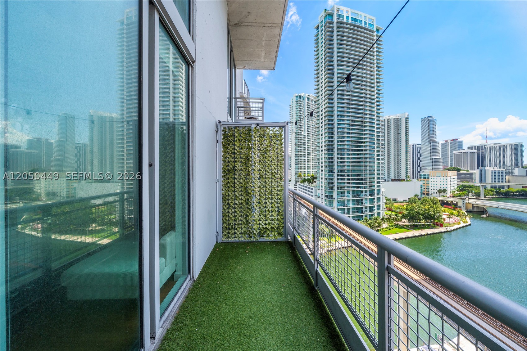 690 SW 1st Ct #1706, Miami FL 33130