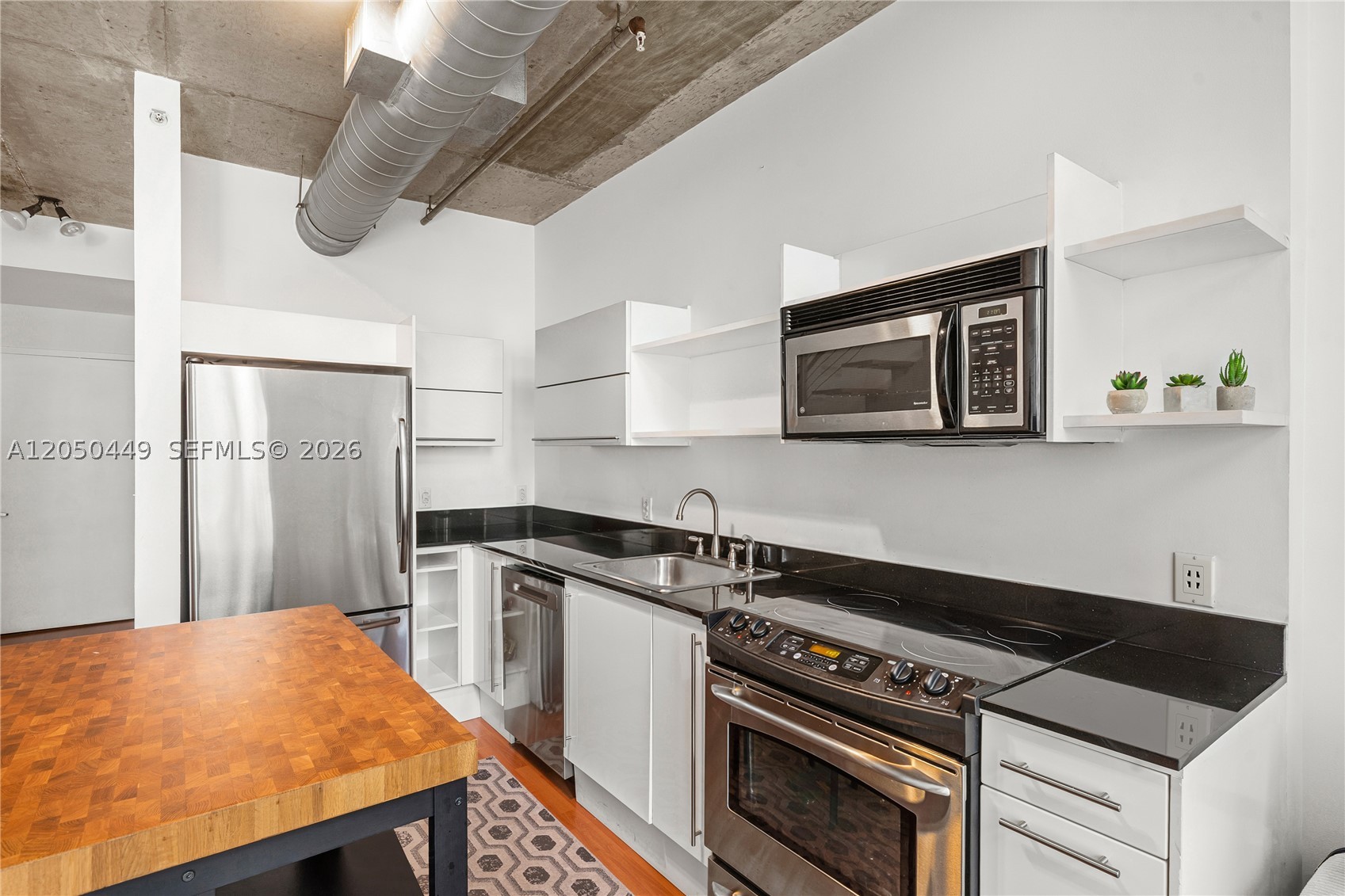 690 SW 1st Ct #1706, Miami FL 33130