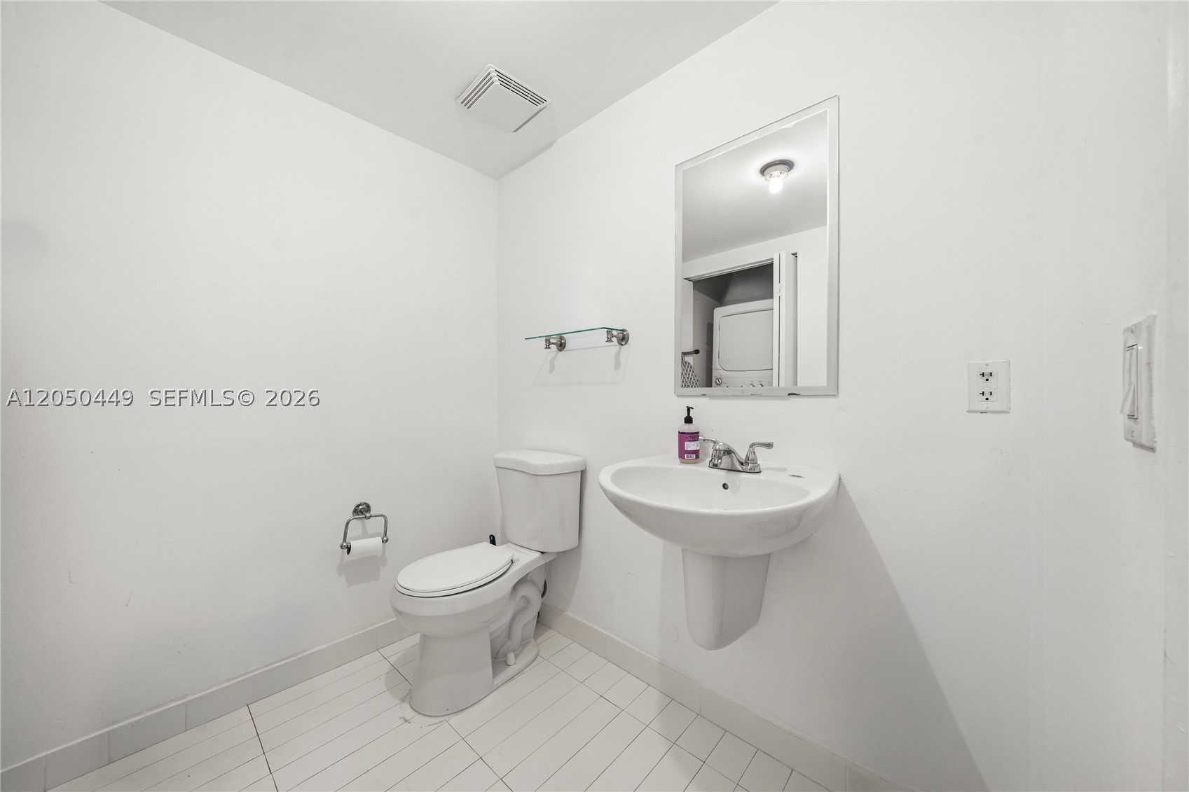 690 SW 1st Ct #1706, Miami FL 33130